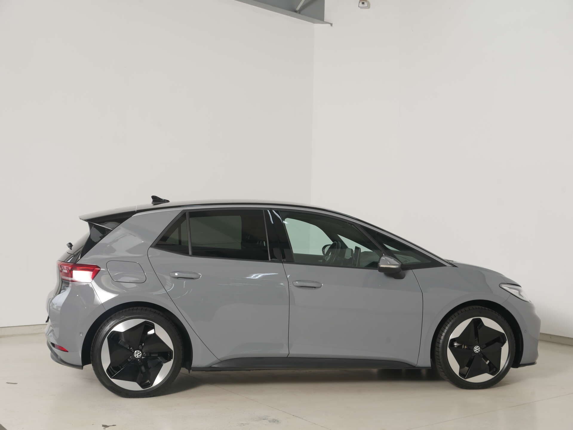 VOLKSWAGEN ID.3, photo 2 sur 17