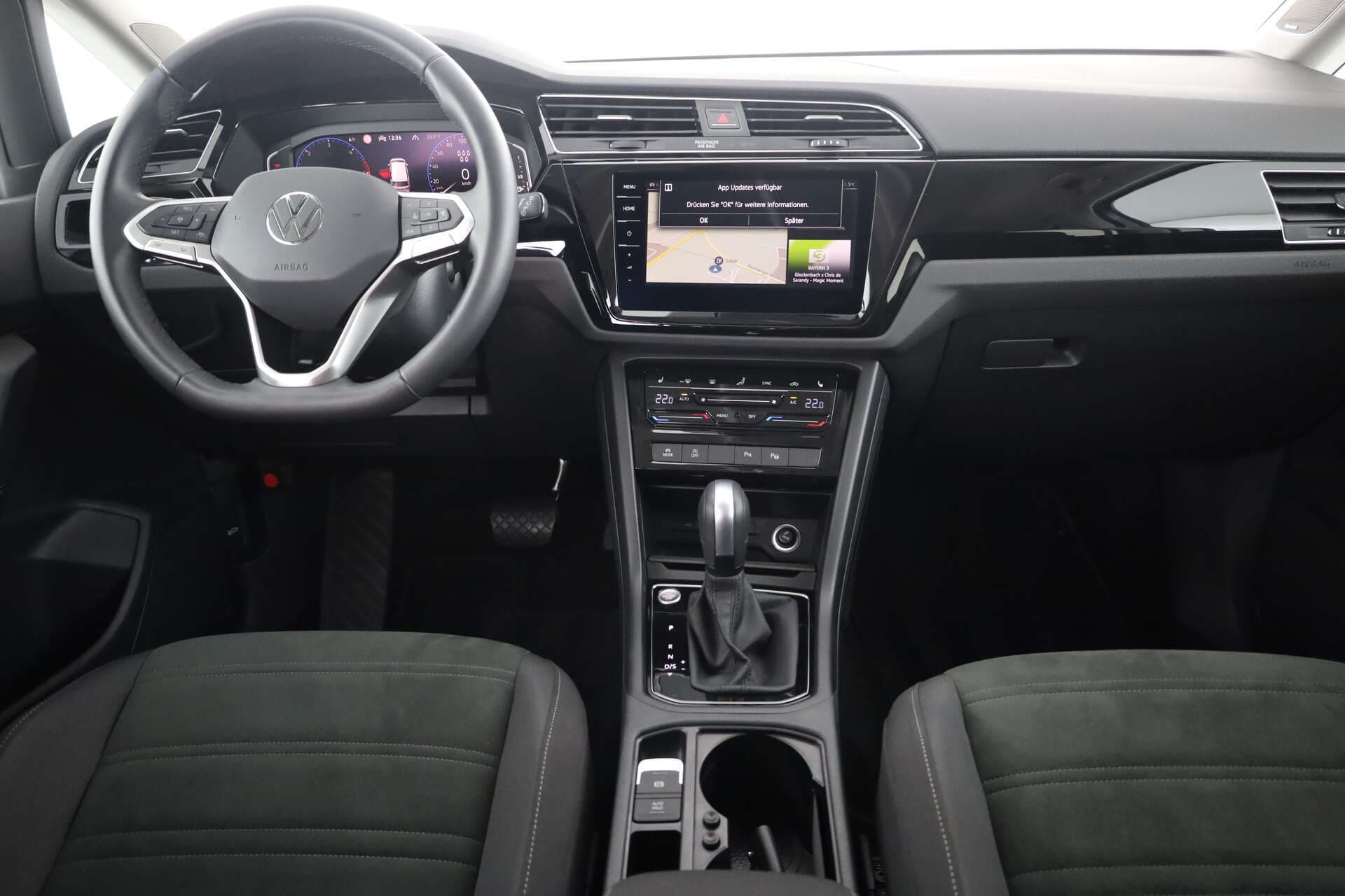 VOLKSWAGEN Touran, photo 9 sur 17