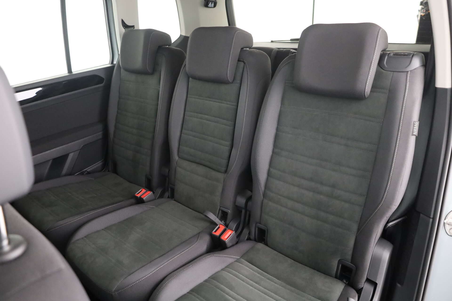 VOLKSWAGEN Touran, photo 12 sur 17