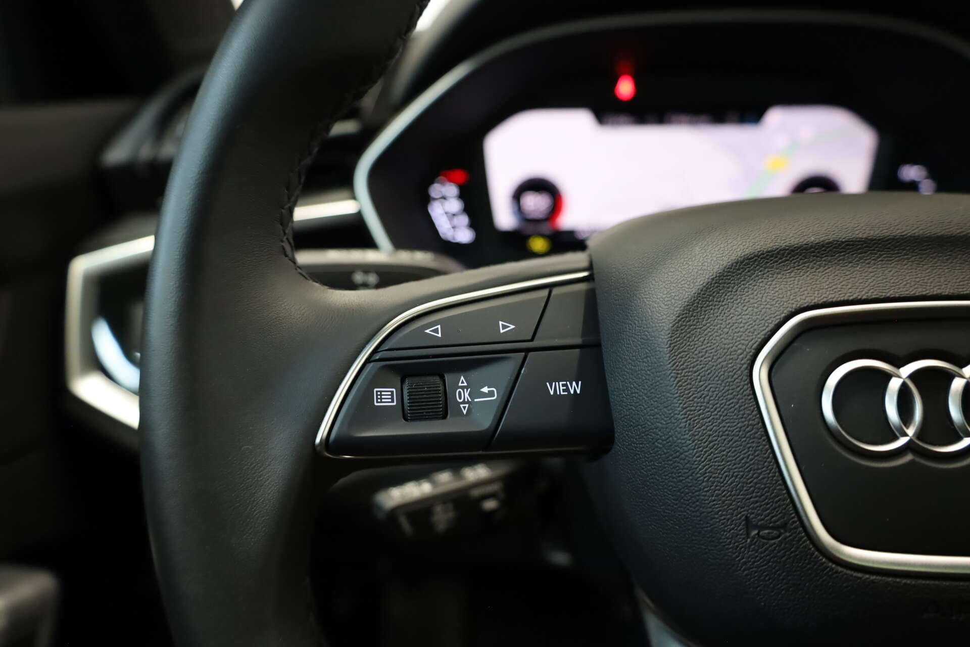 AUDI Q3, photo 14 sur 17