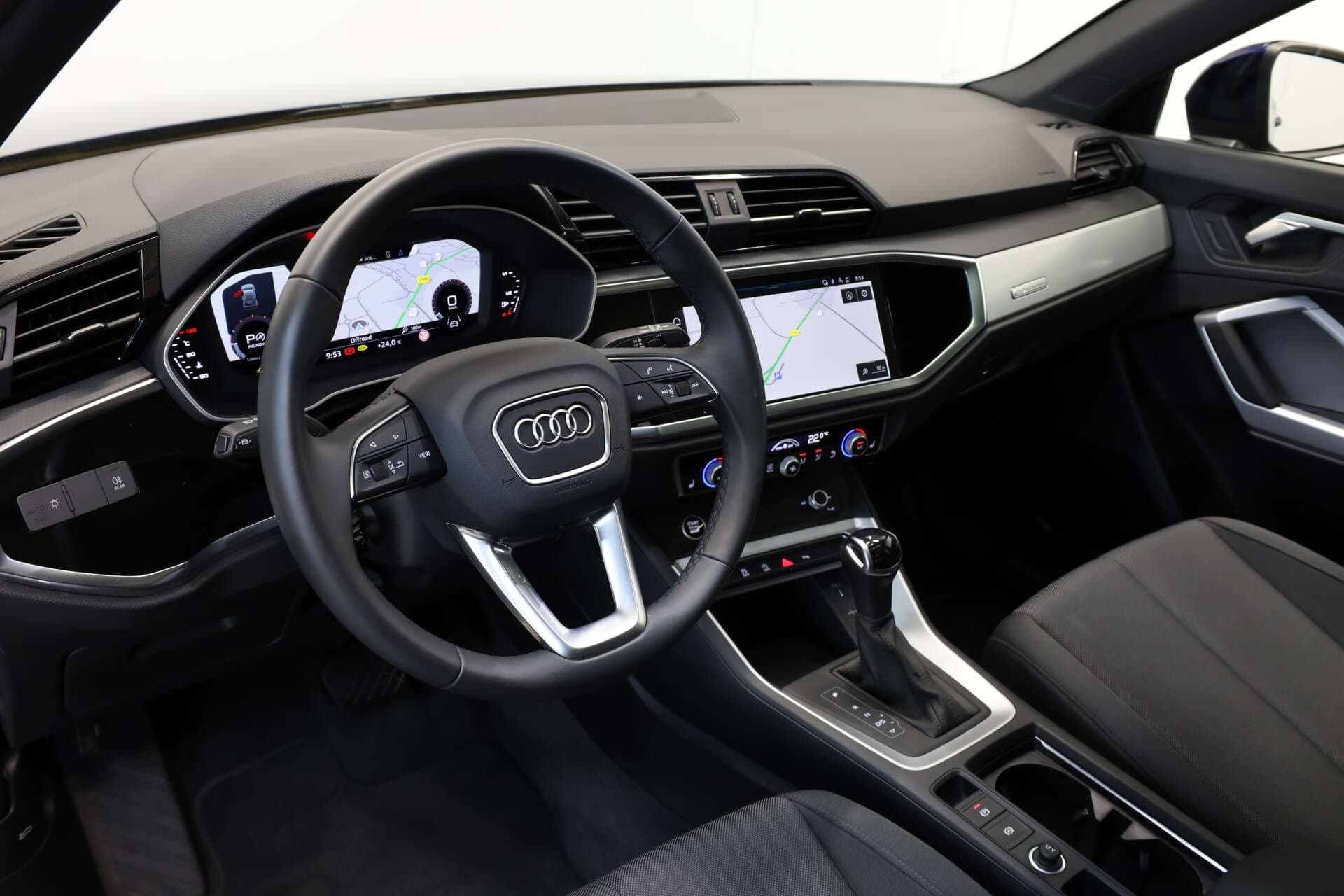 AUDI Q3, photo 8 sur 17