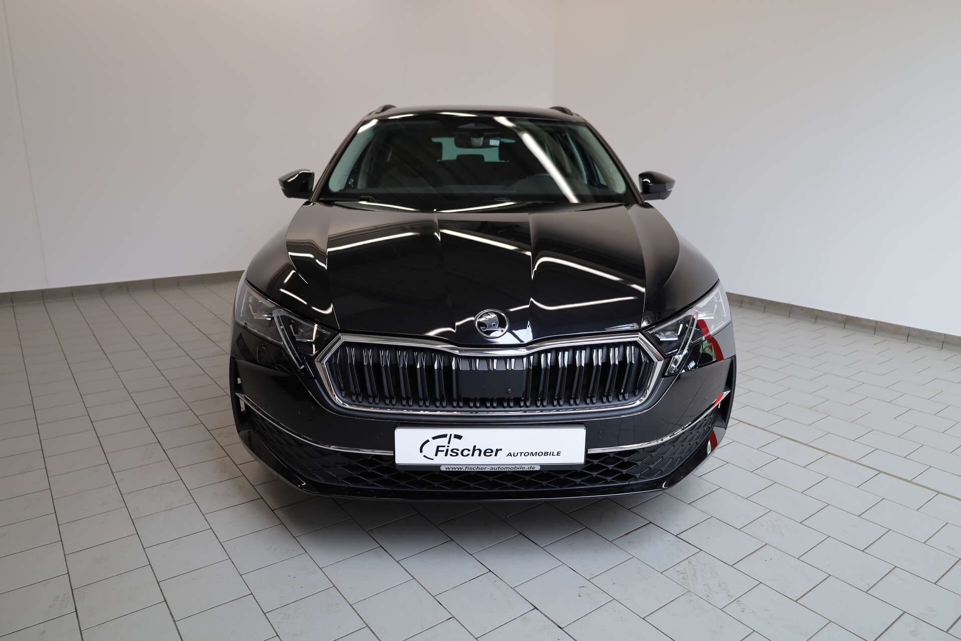 SKODA Octavia Combi, photo 2 sur 17
