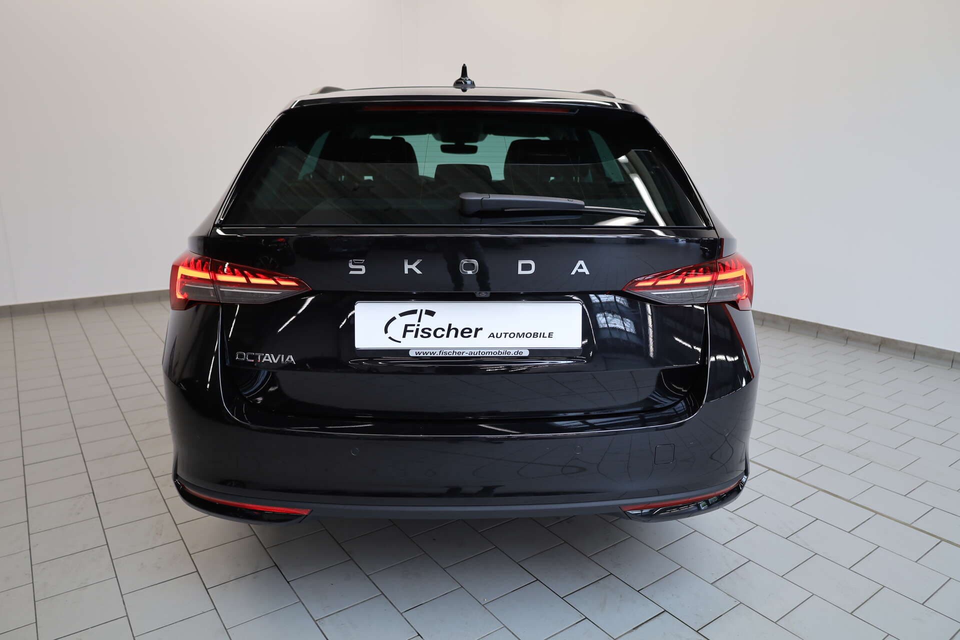 SKODA Octavia Combi, photo 4 sur 17