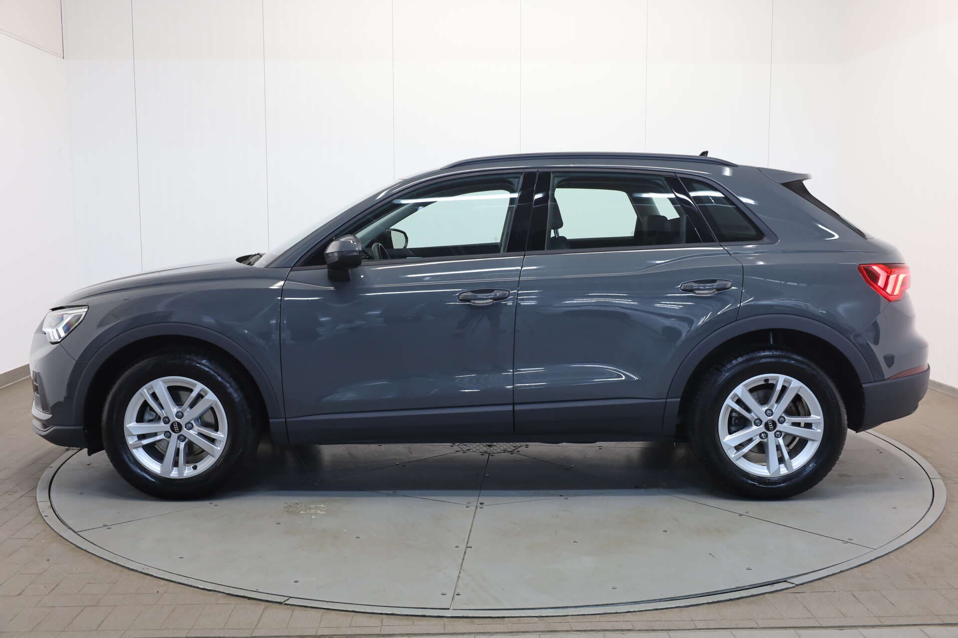 AUDI Q3, photo 4 sur 17