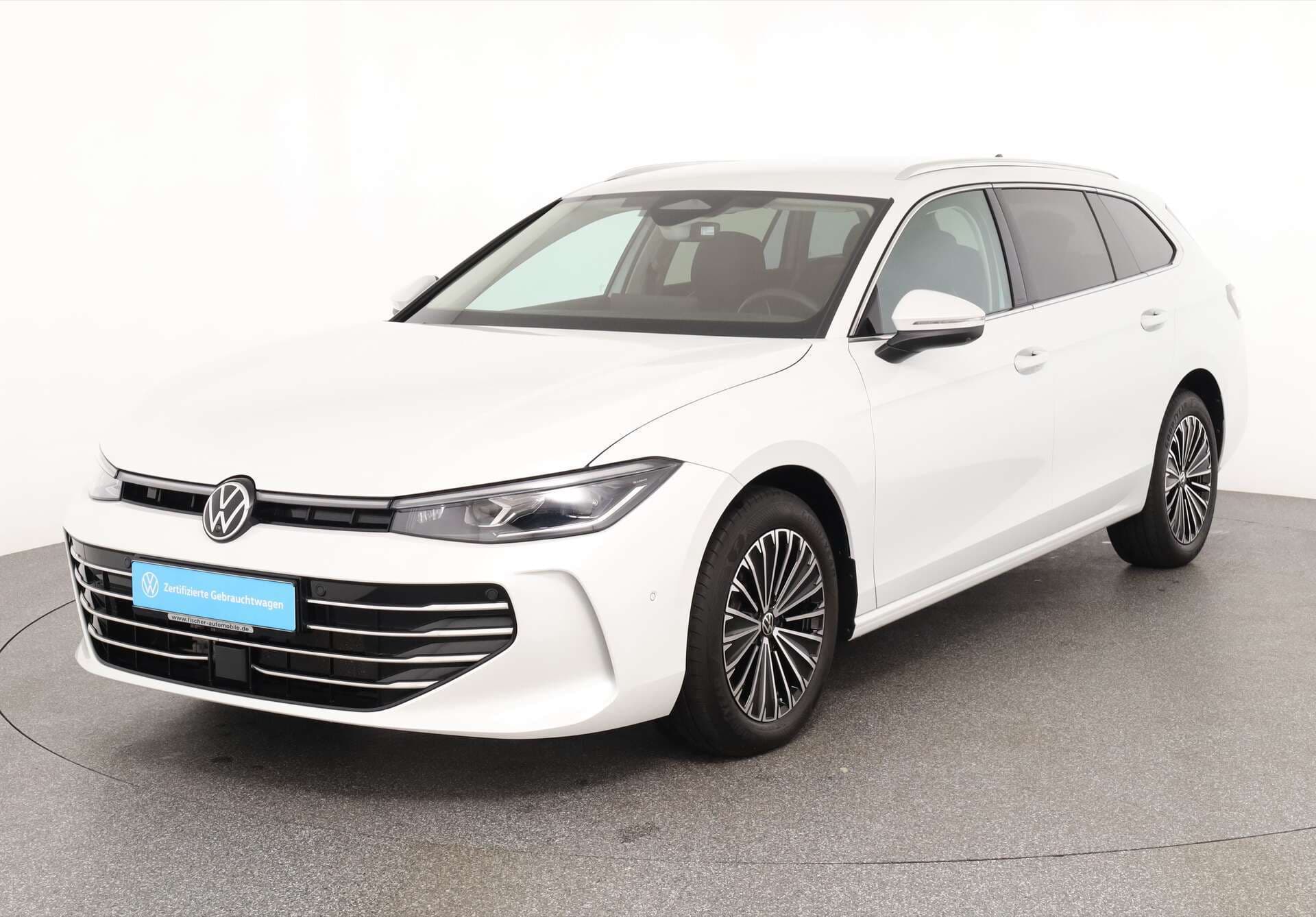 VOLKSWAGEN Passat, photo 1 sur 17