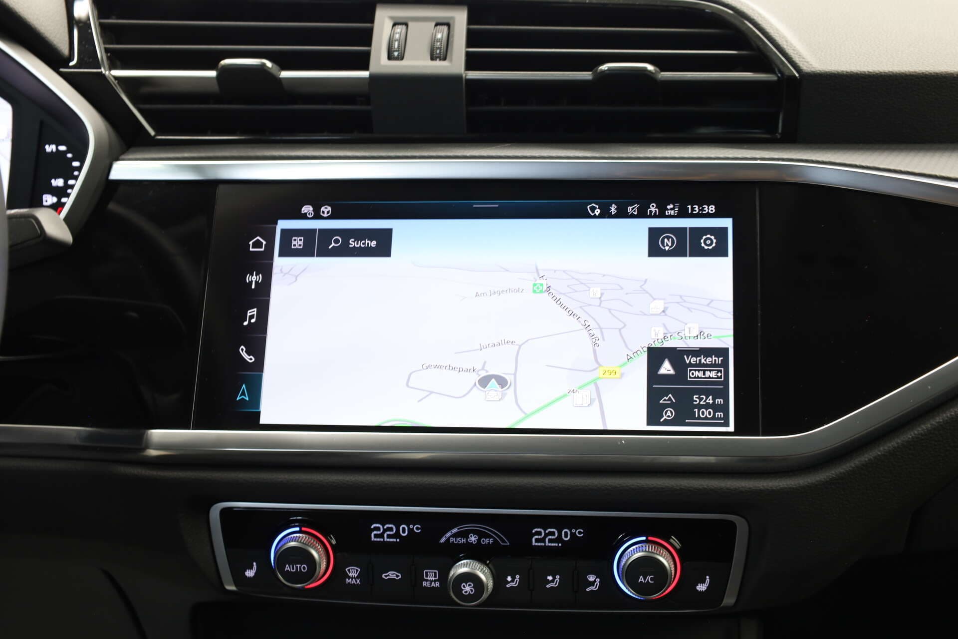 AUDI Q3, photo 13 sur 17