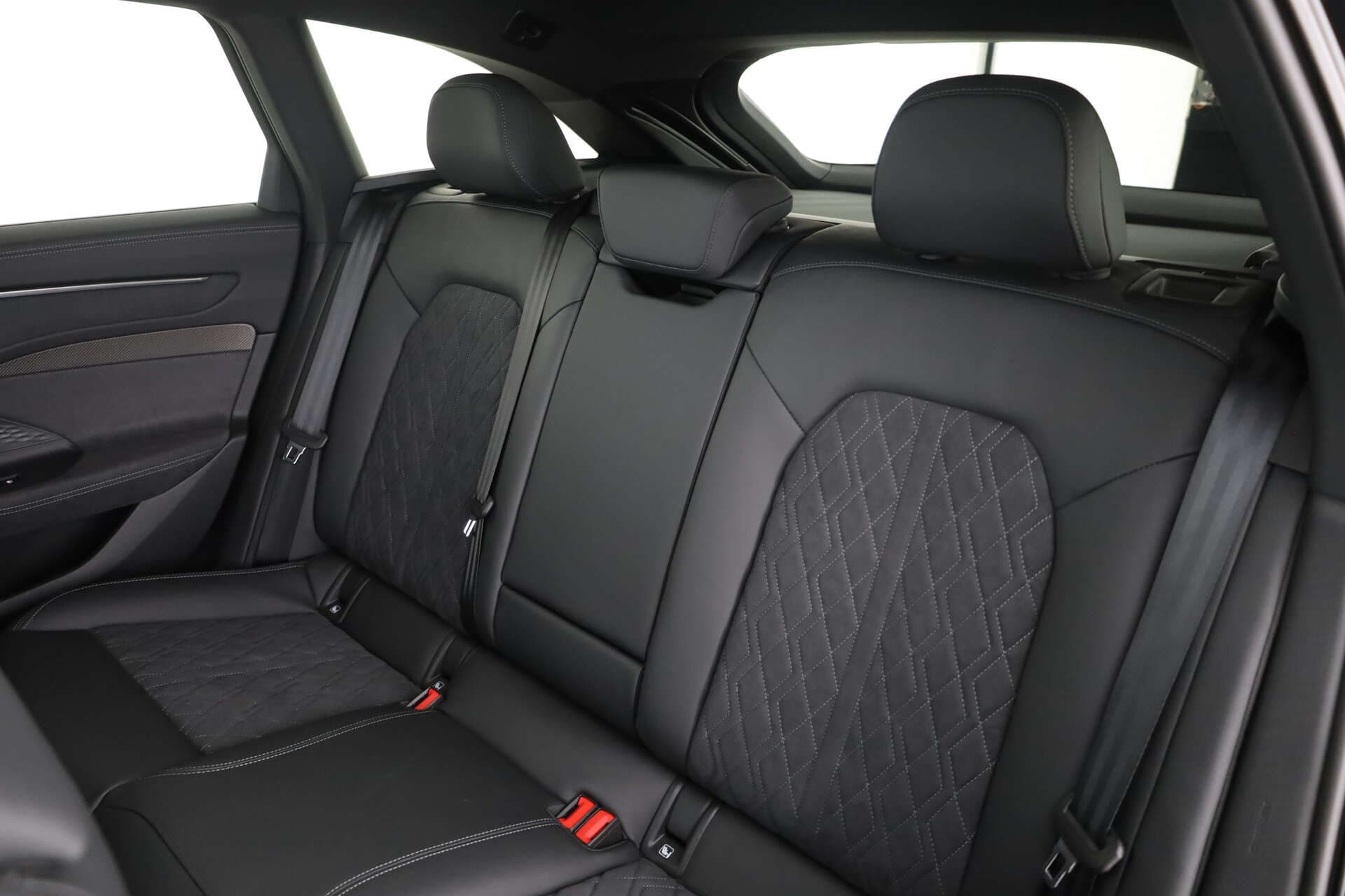 AUDI A6 Avant, photo 10 sur 17