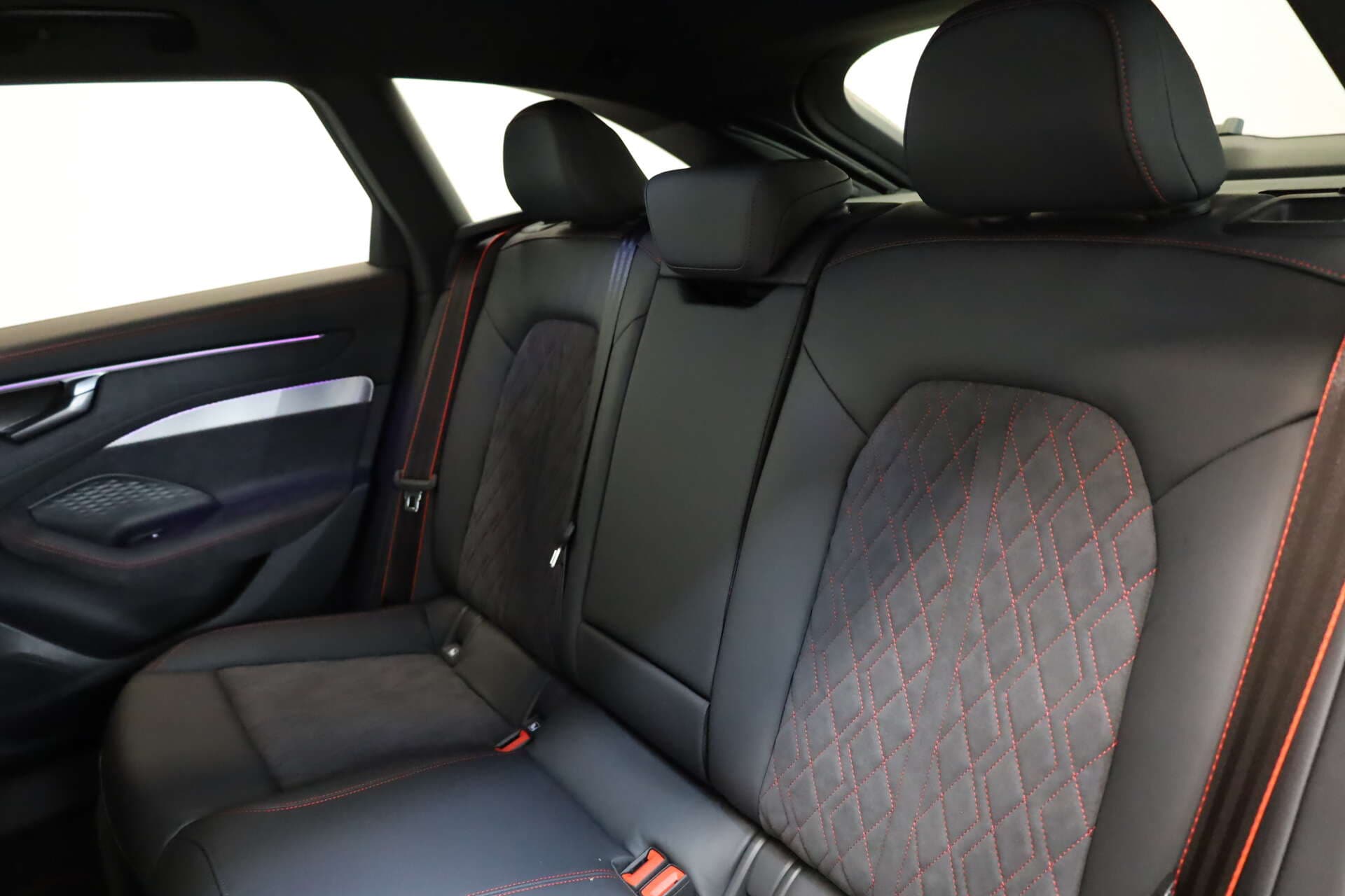 AUDI A6 Avant, photo 10 sur 17