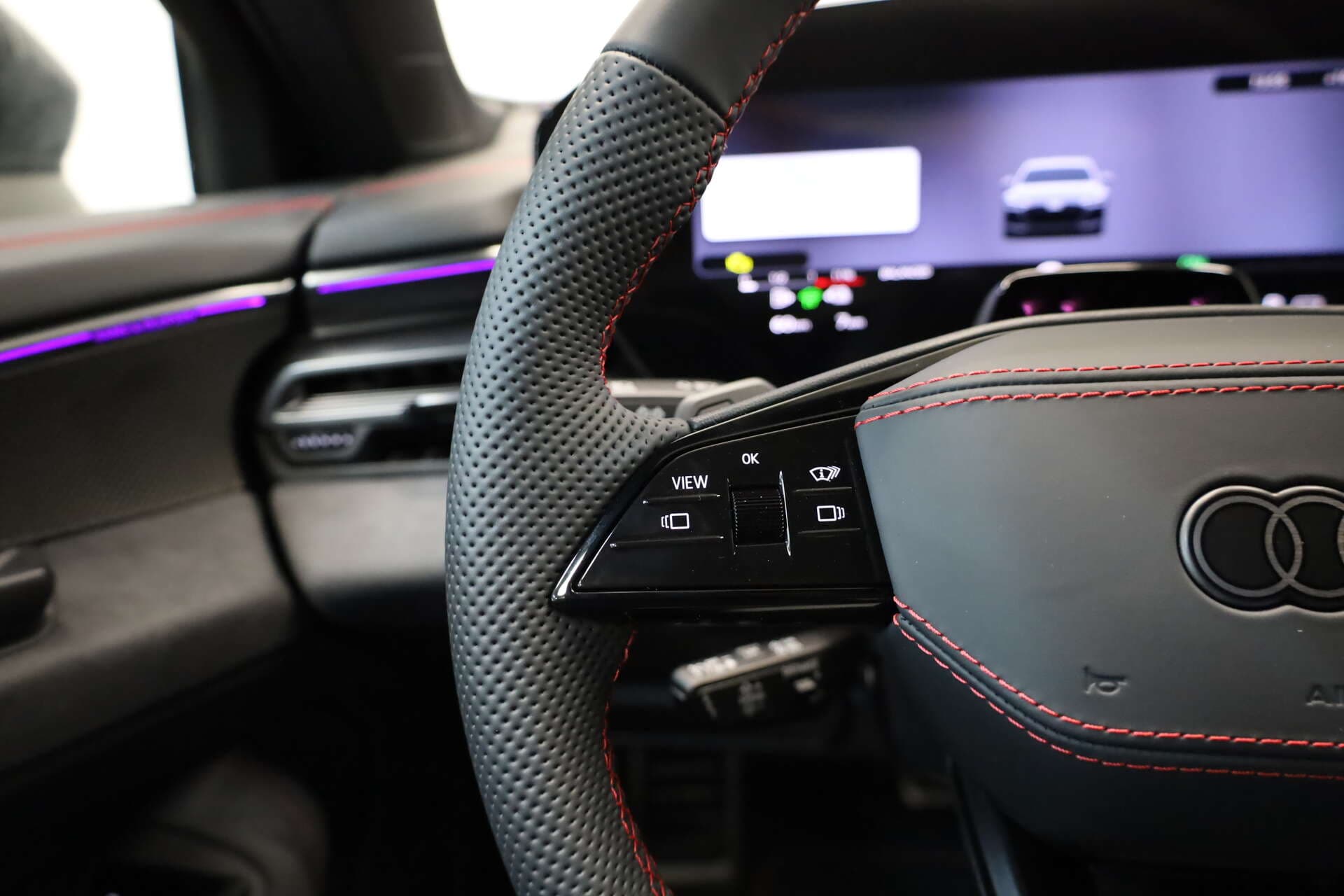 AUDI A6 Avant, photo 14 sur 17