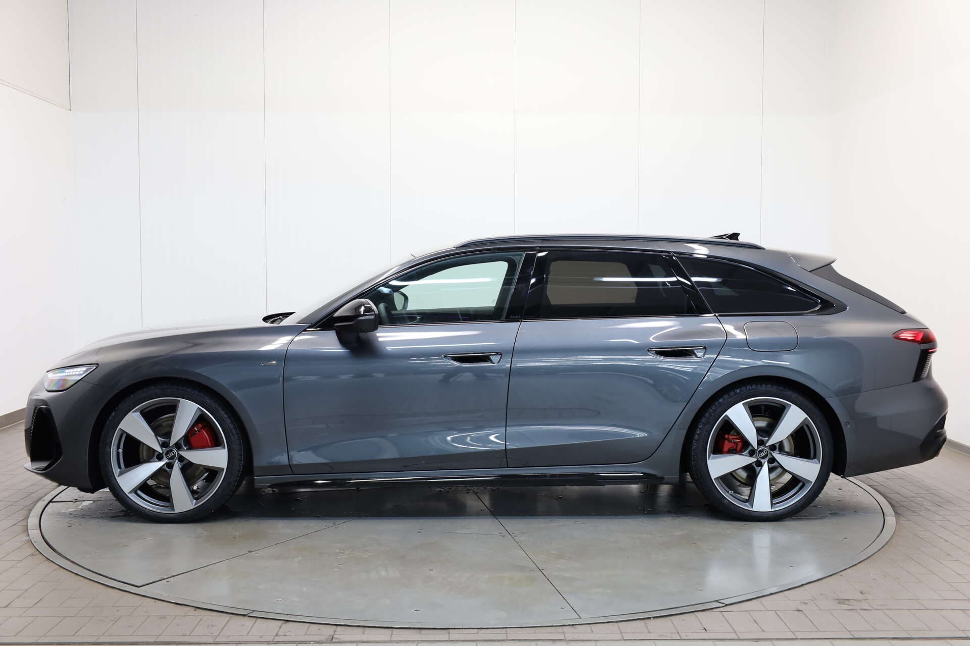 AUDI A6 Avant, photo 4 sur 17