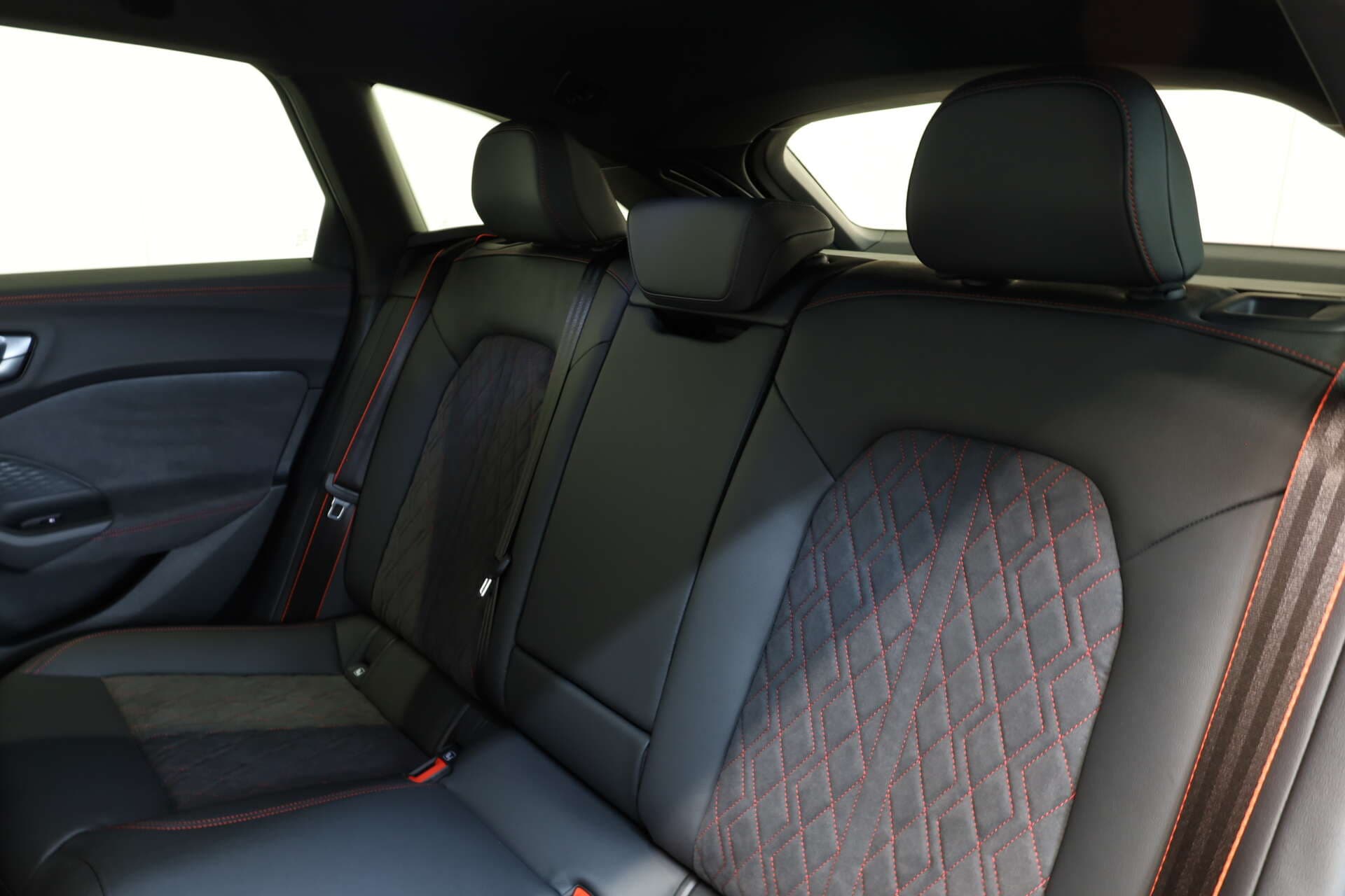 AUDI S5 Avant, photo 10 sur 17