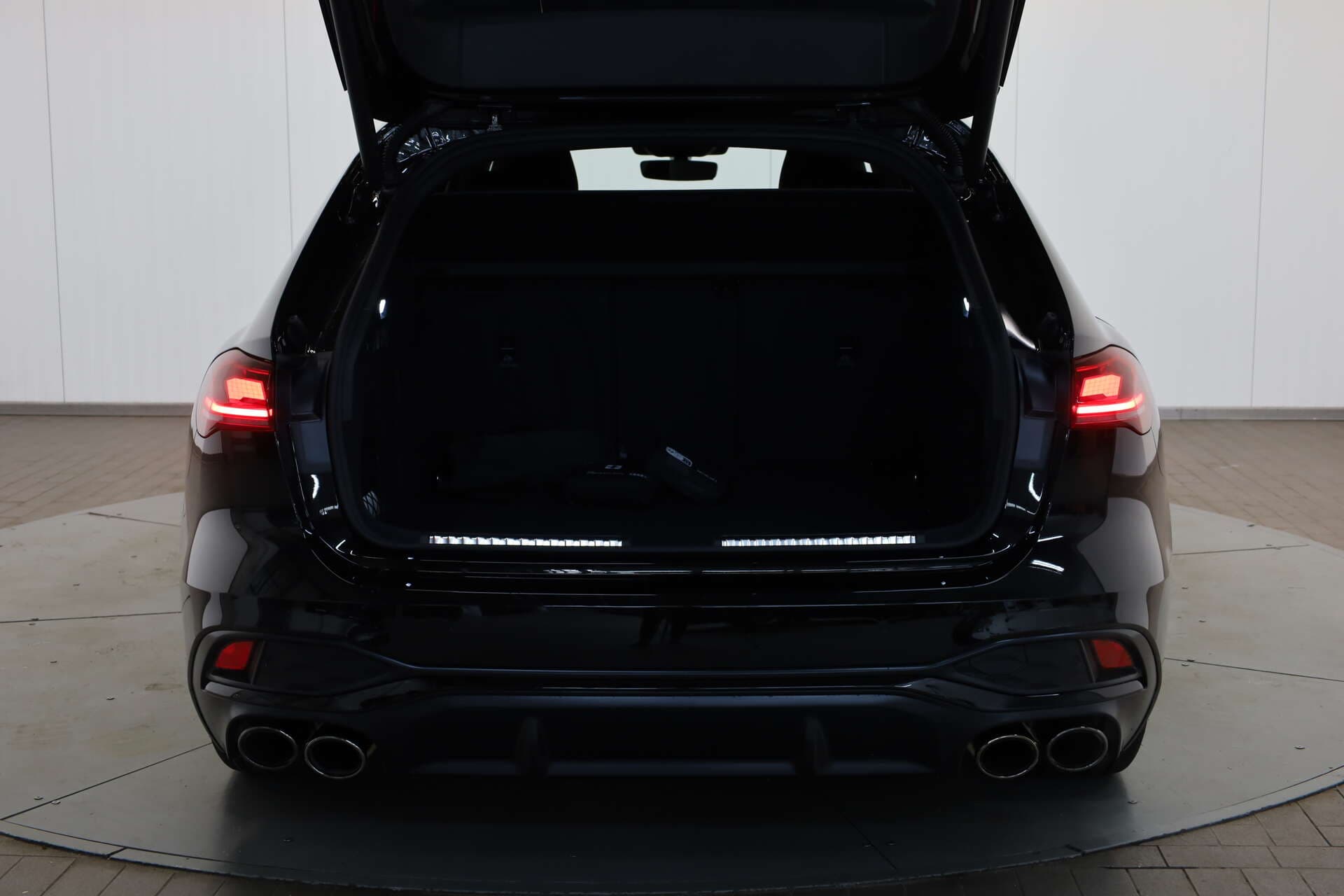 AUDI S5 Avant, photo 11 sur 17