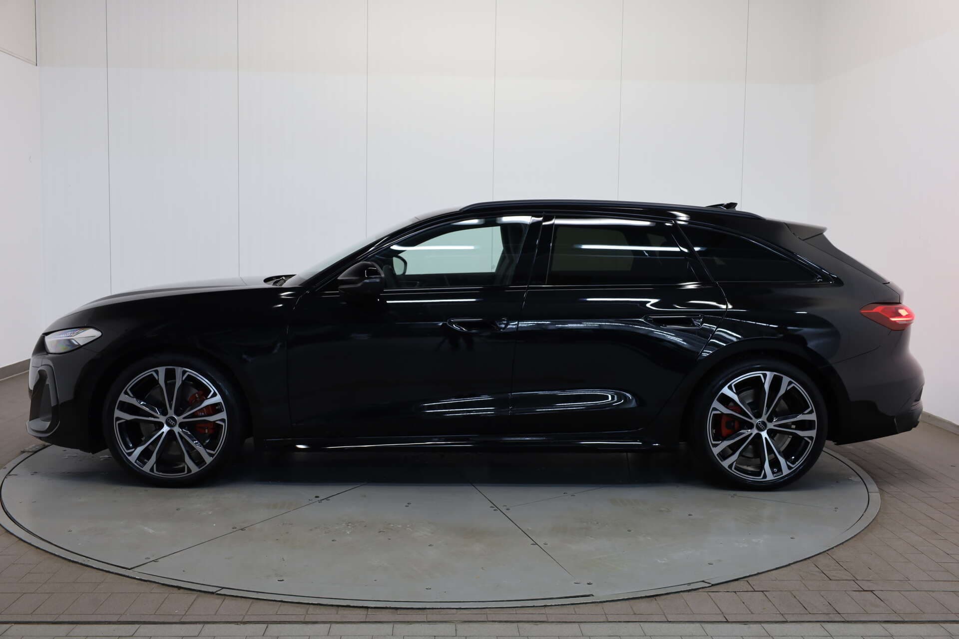 AUDI S5 Avant, photo 4 sur 17
