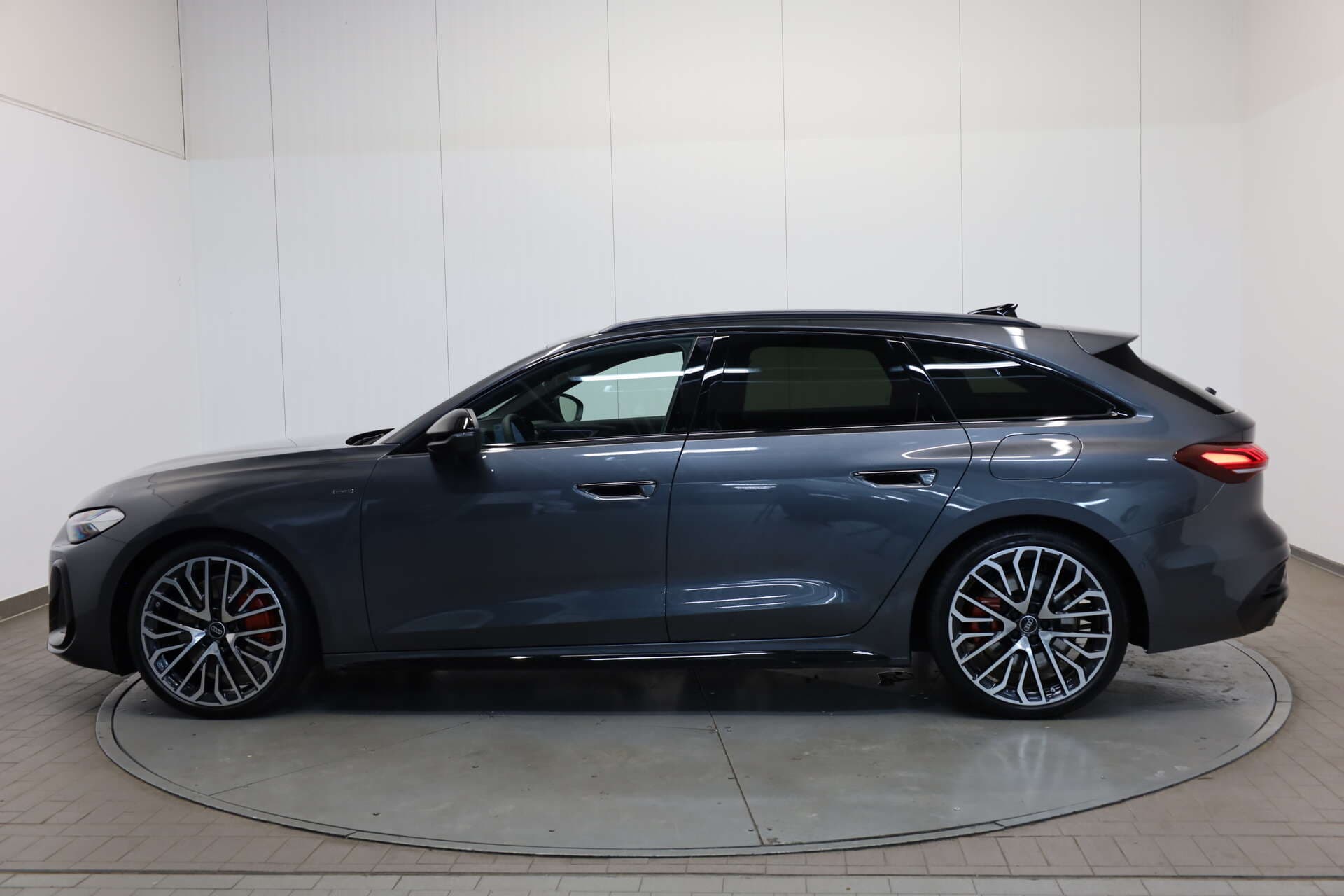 AUDI A5 Avant, photo 4 sur 17