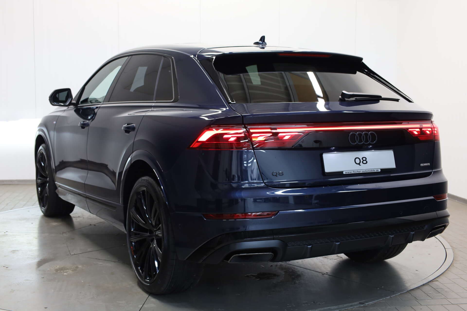 AUDI Q8, photo 3 sur 17