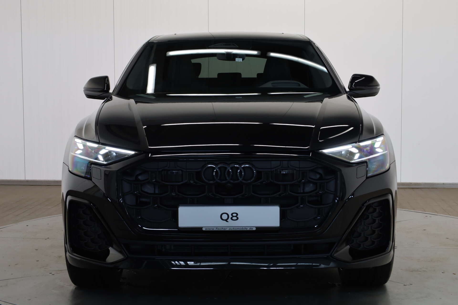 AUDI Q8, photo 2 sur 17