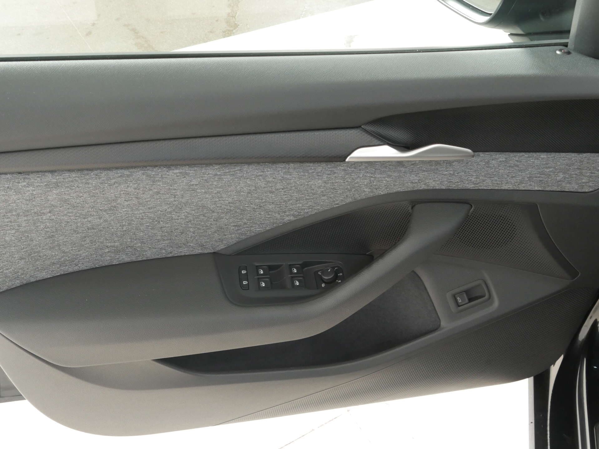 SKODA Superb Combi, photo 17 sur 17