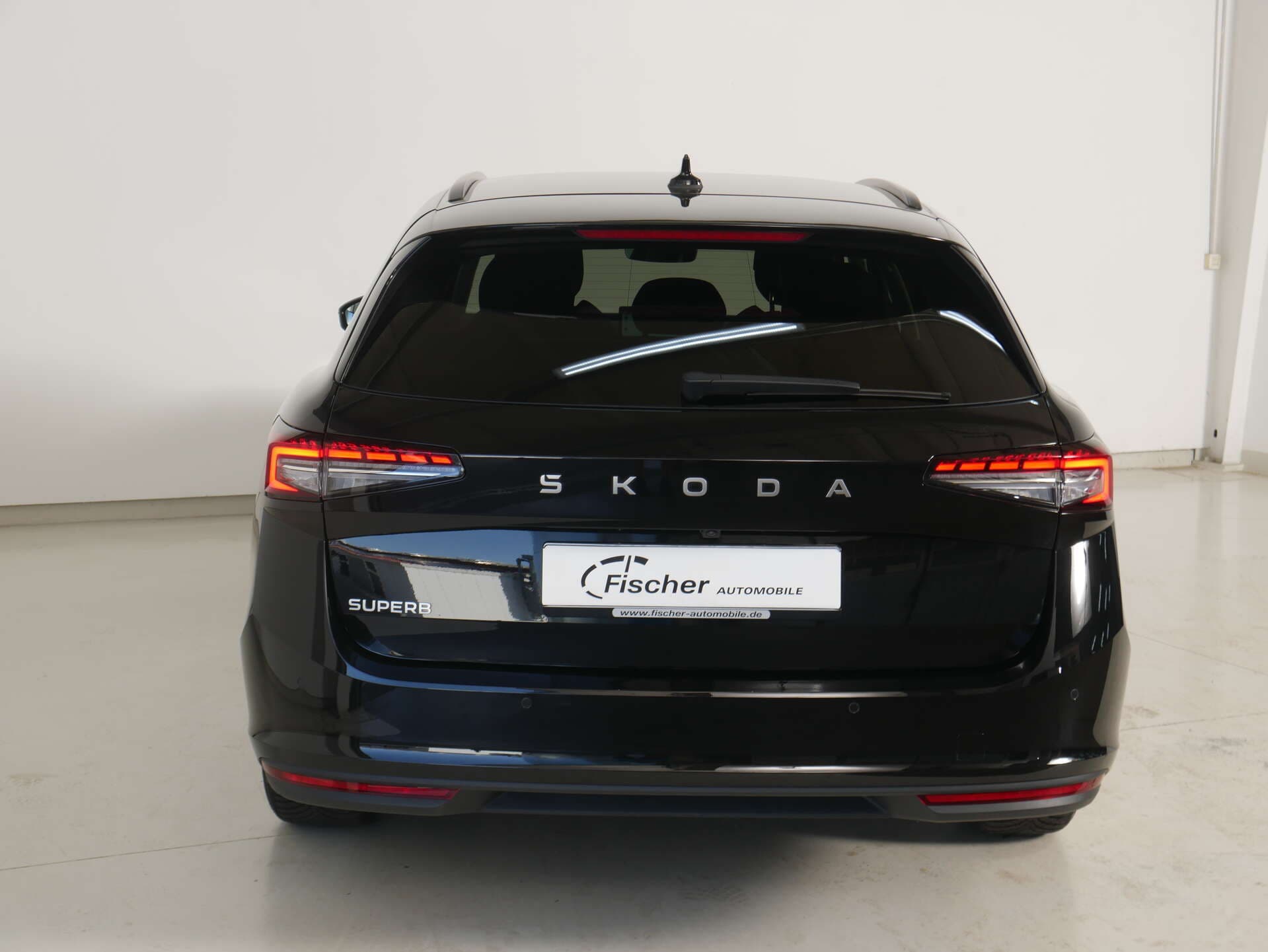 SKODA Superb Combi, photo 4 sur 17