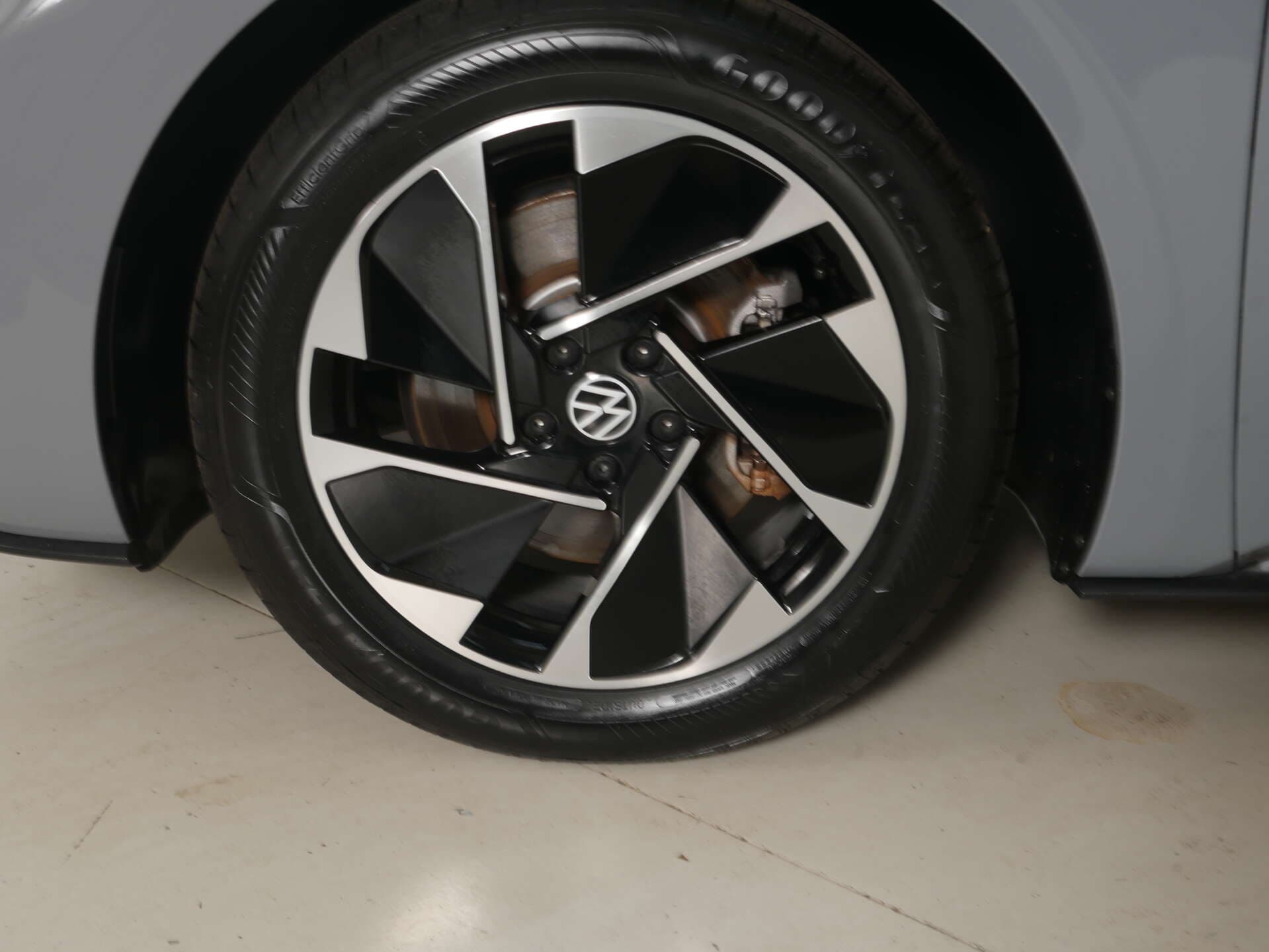 VOLKSWAGEN ID.3, photo 4 sur 17