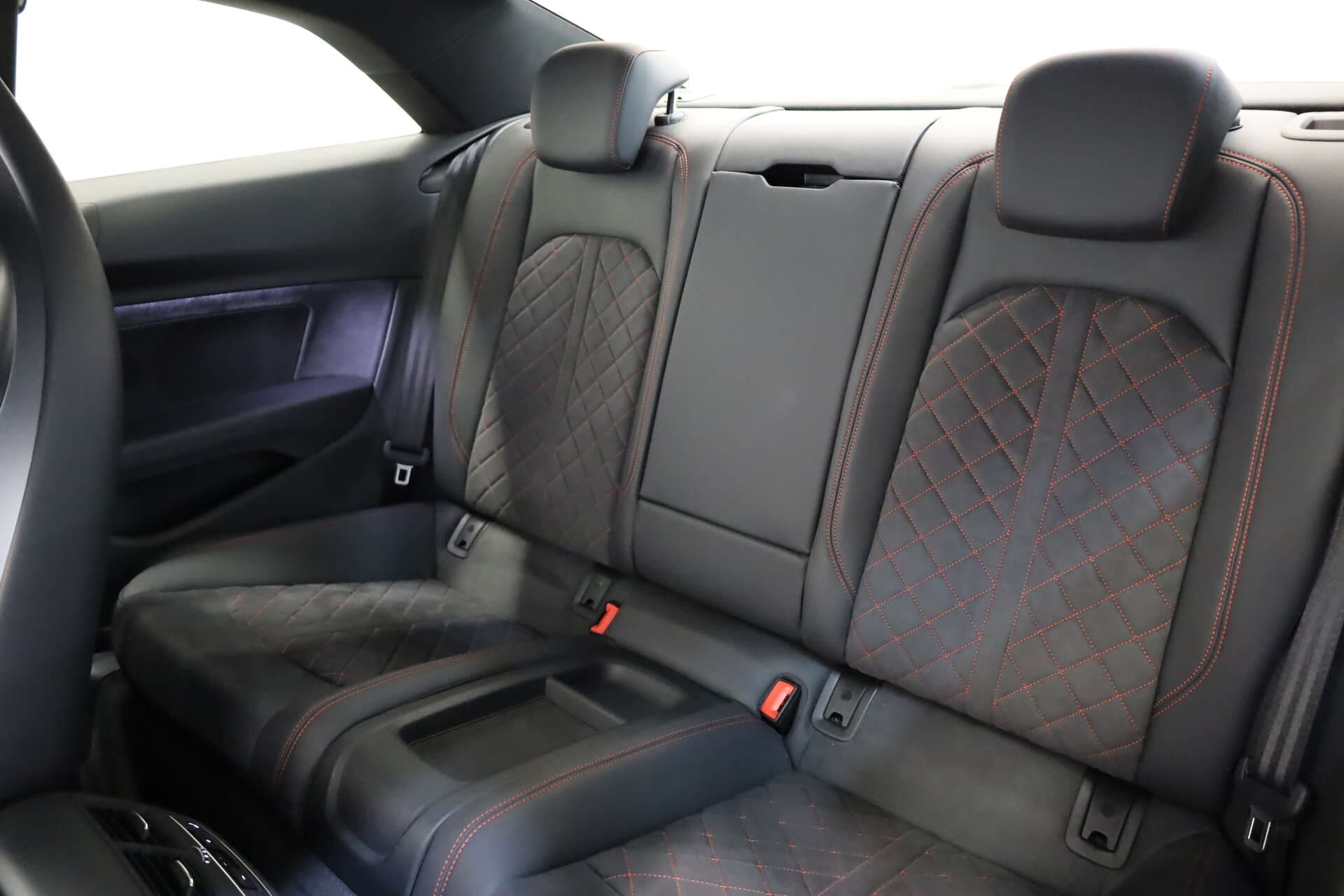 AUDI A5 Coupe, photo 10 sur 17