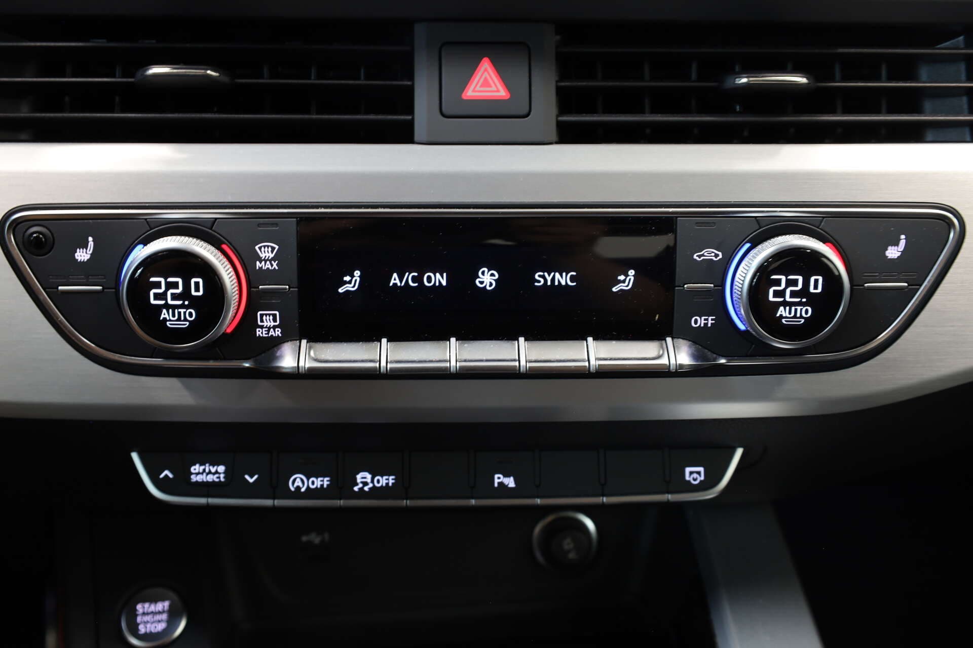 AUDI A5 Coupe, photo 16 sur 17