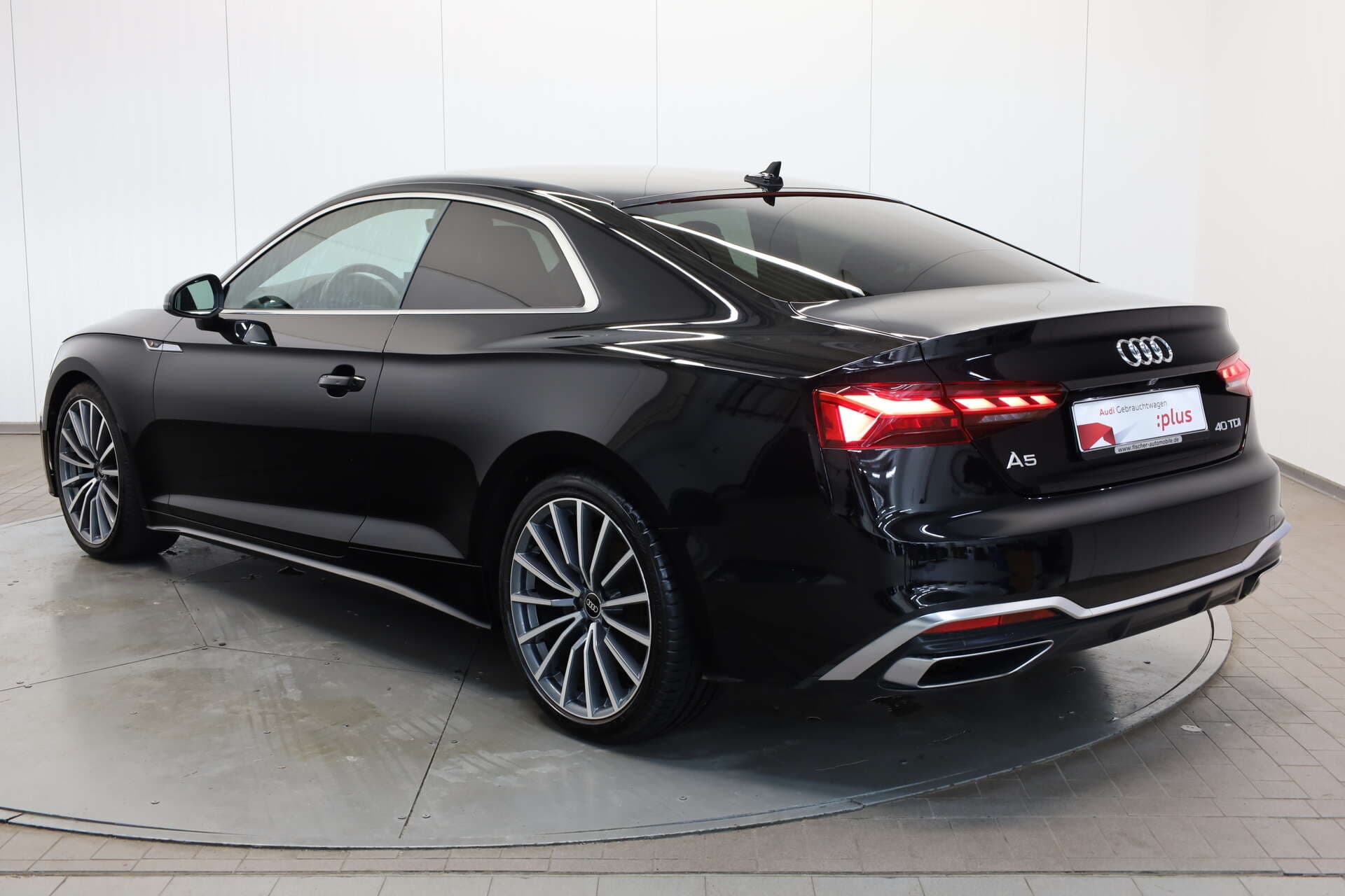 AUDI A5 Coupe, photo 3 sur 17