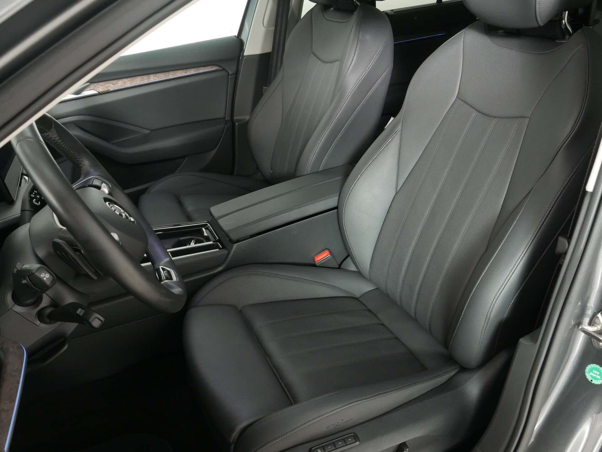 SKODA Superb Combi, photo 9 sur 17