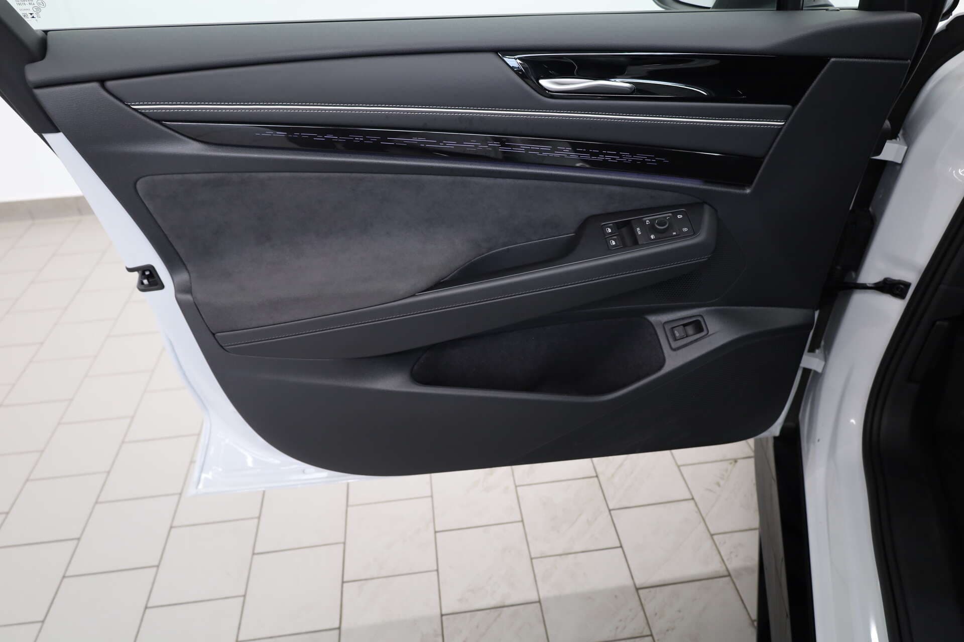 VOLKSWAGEN ID.7, photo 15 sur 17