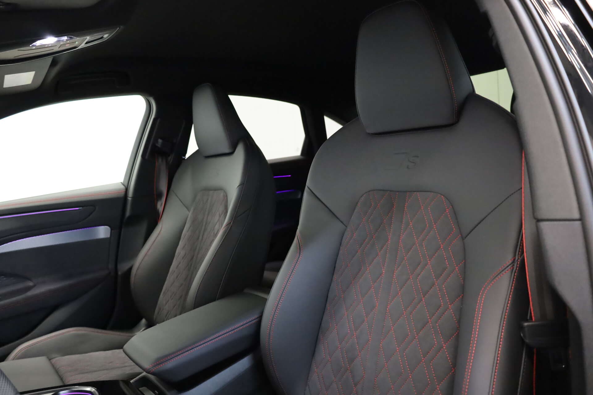 AUDI A6 Limousine, photo 9 sur 17