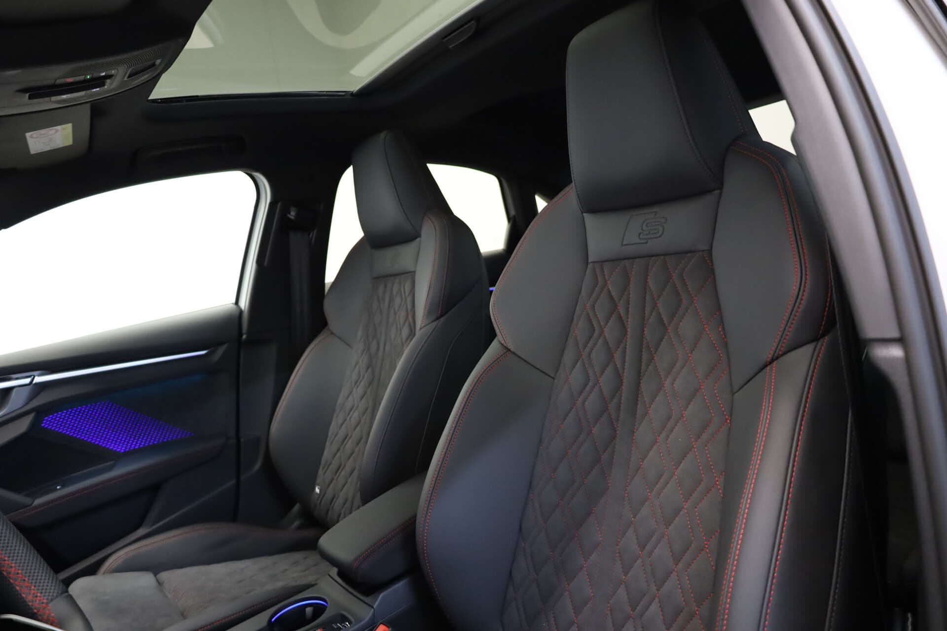 AUDI S3 Limousine, photo 9 sur 17