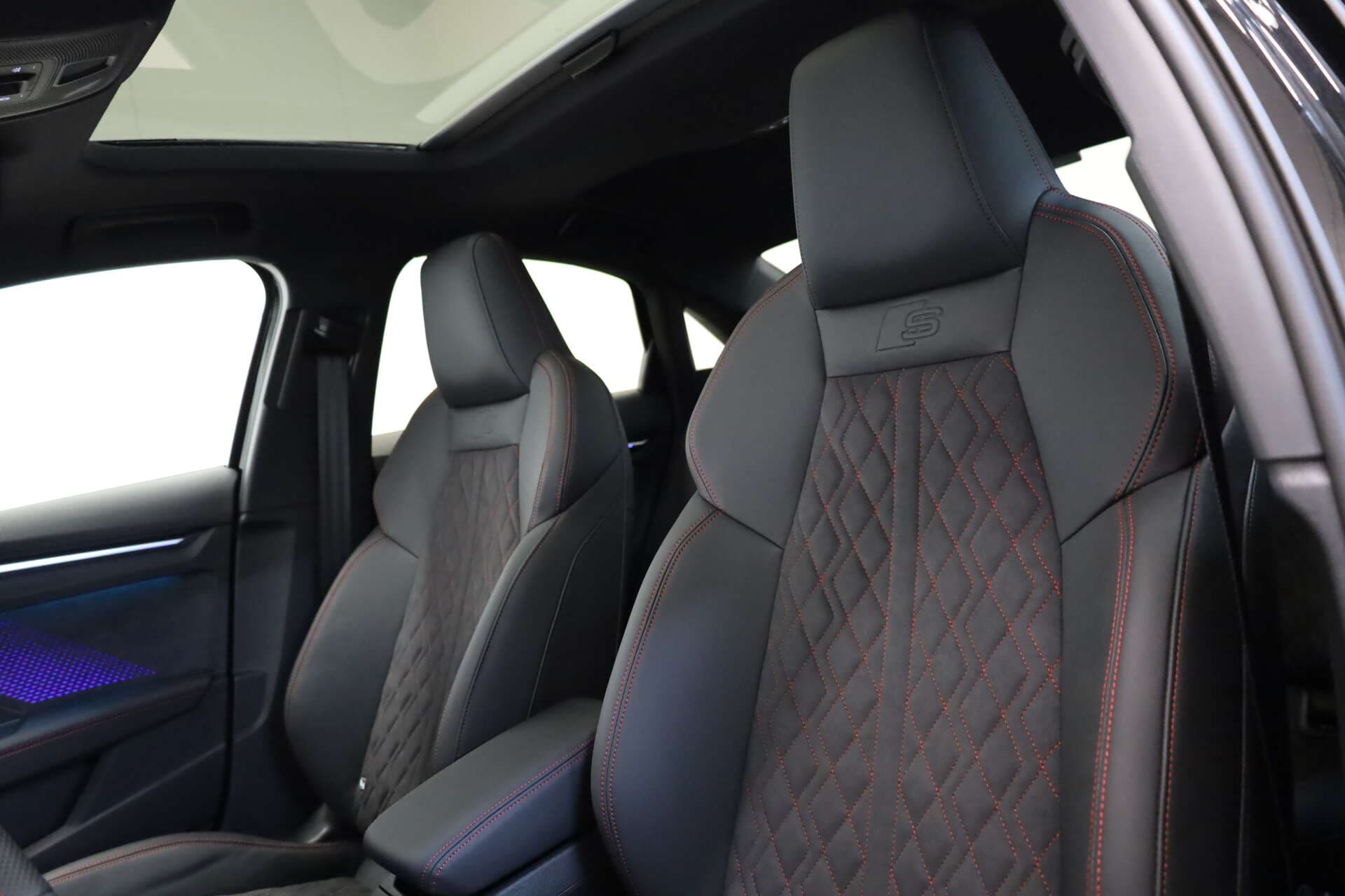 AUDI S3 Limousine, photo 9 sur 17