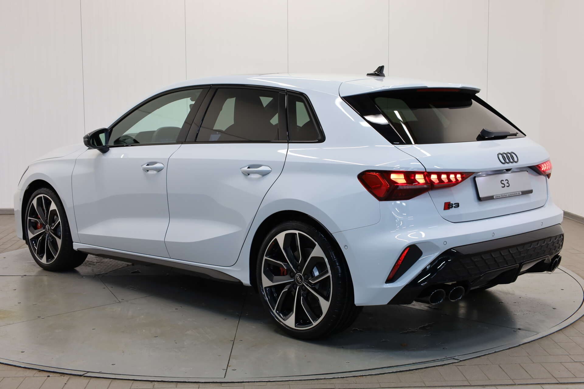 AUDI S3 Sportback, photo 3 sur 17