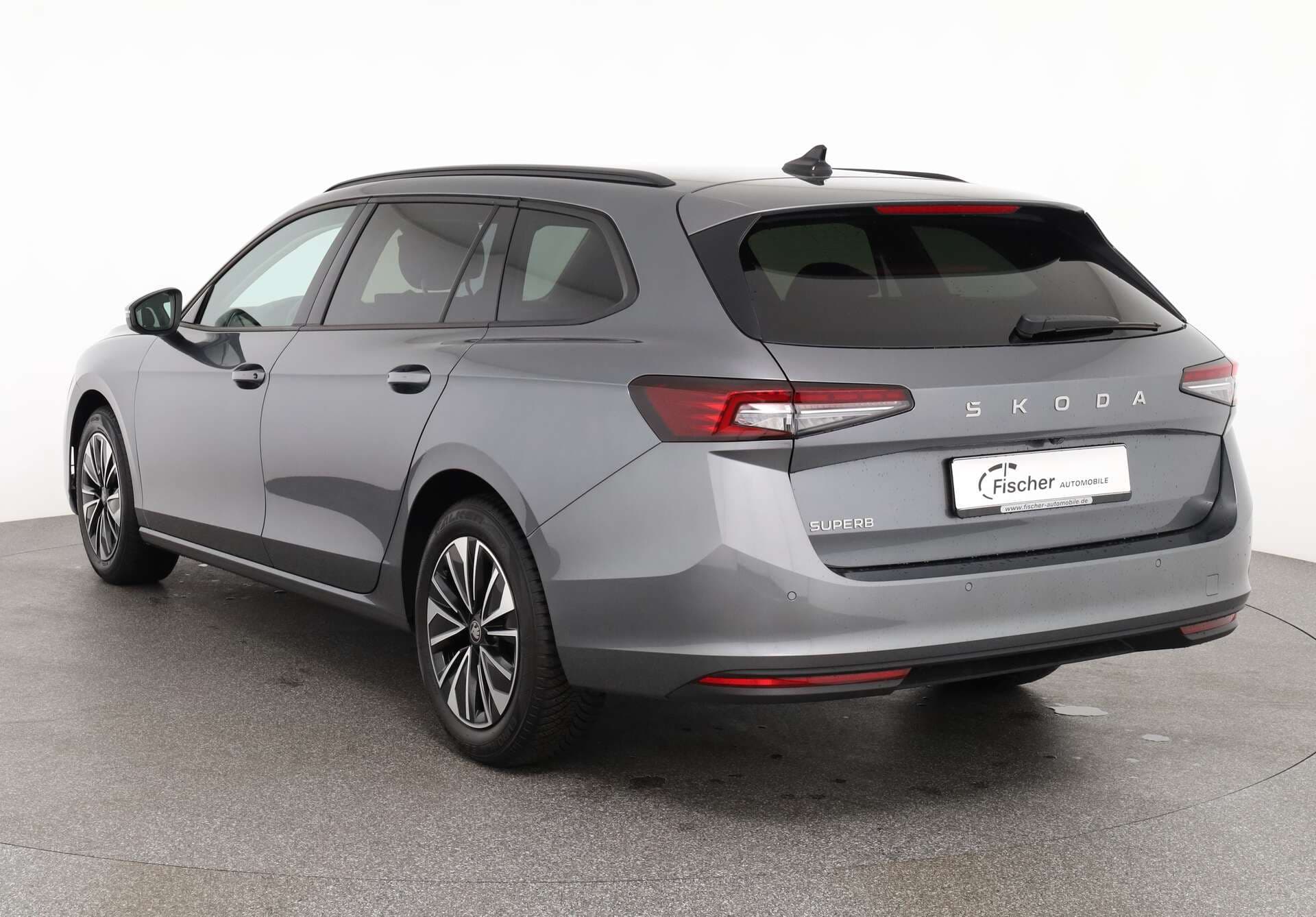 SKODA Superb Combi, photo 3 sur 17