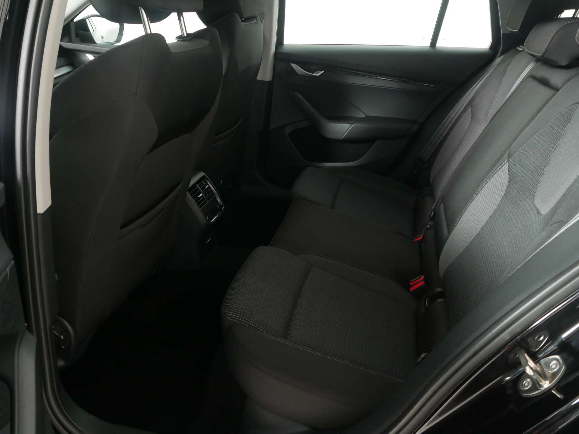 SKODA Octavia Combi, photo 11 sur 17