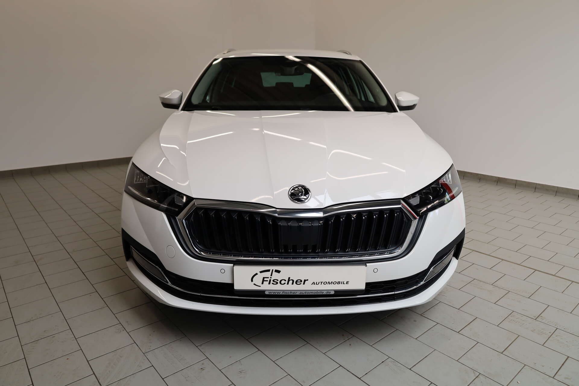SKODA Octavia Combi, photo 2 sur 17