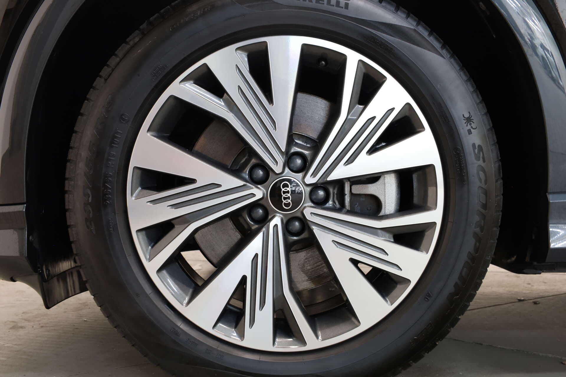 AUDI Q4 e-tron, photo 7 sur 17