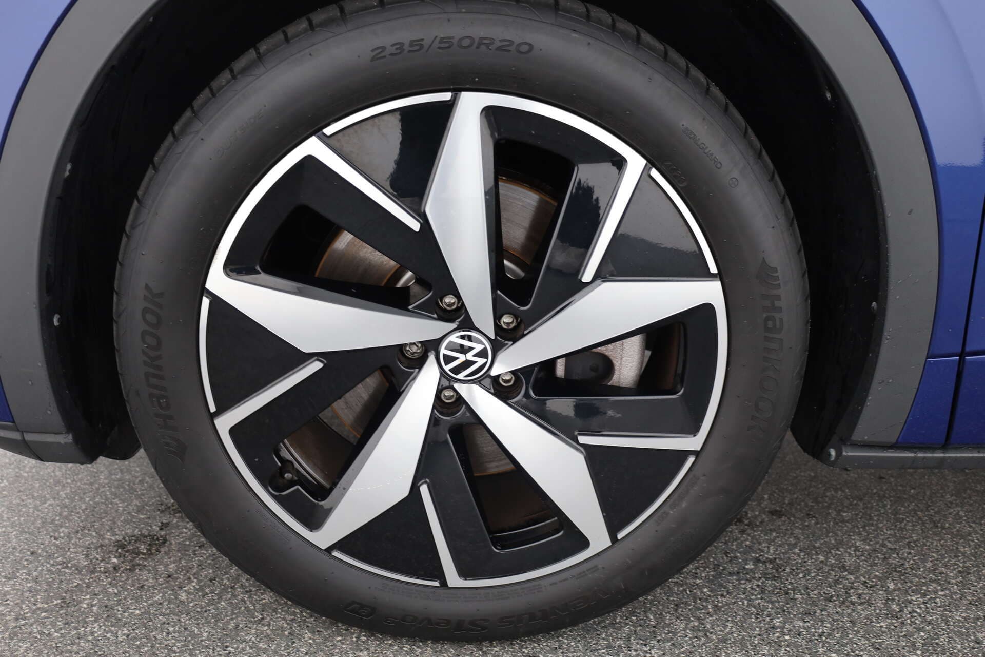VOLKSWAGEN ID.4, photo 7 sur 17