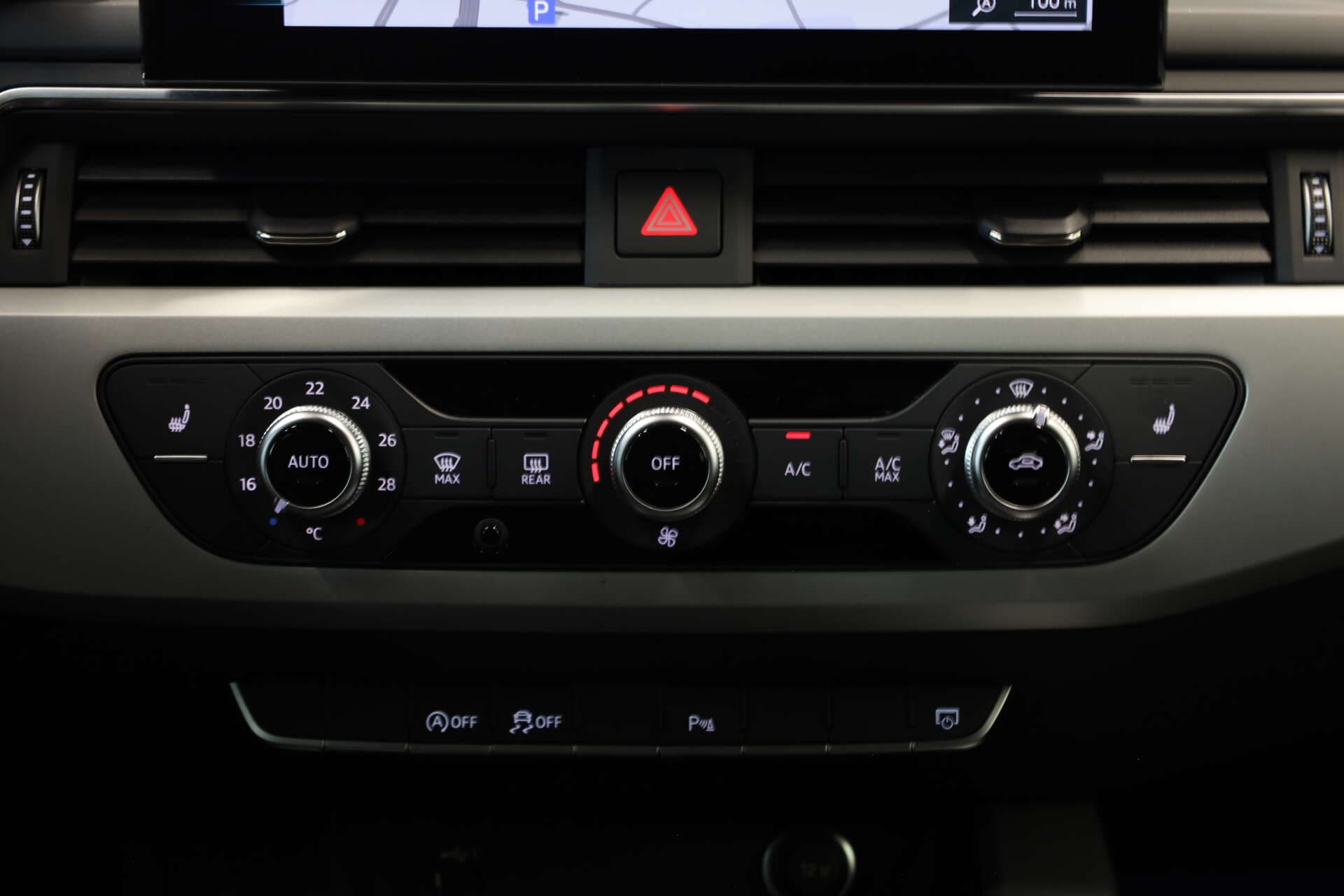 AUDI A4 Avant, photo 16 sur 17
