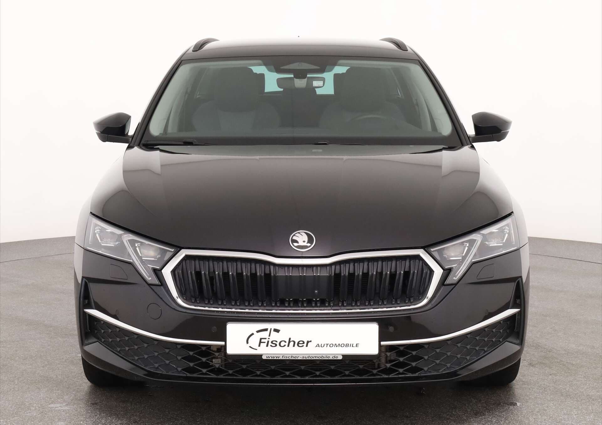 SKODA Octavia Combi, photo 2 sur 17