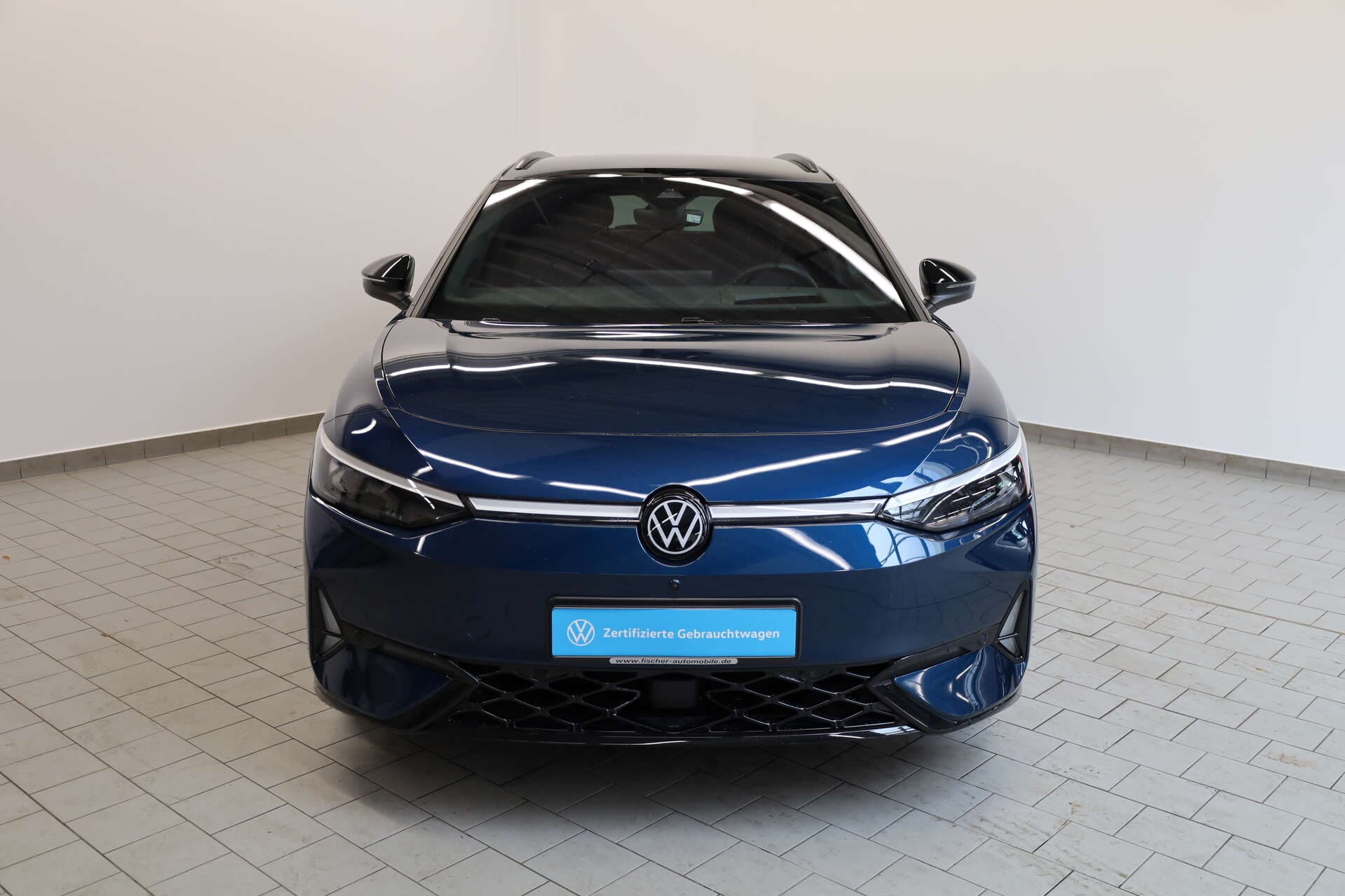 VOLKSWAGEN ID.7 Tourer, photo 2 sur 17