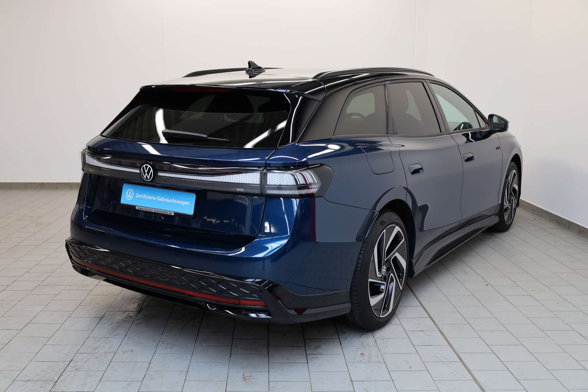 VOLKSWAGEN ID.7 Tourer, photo 4 sur 17