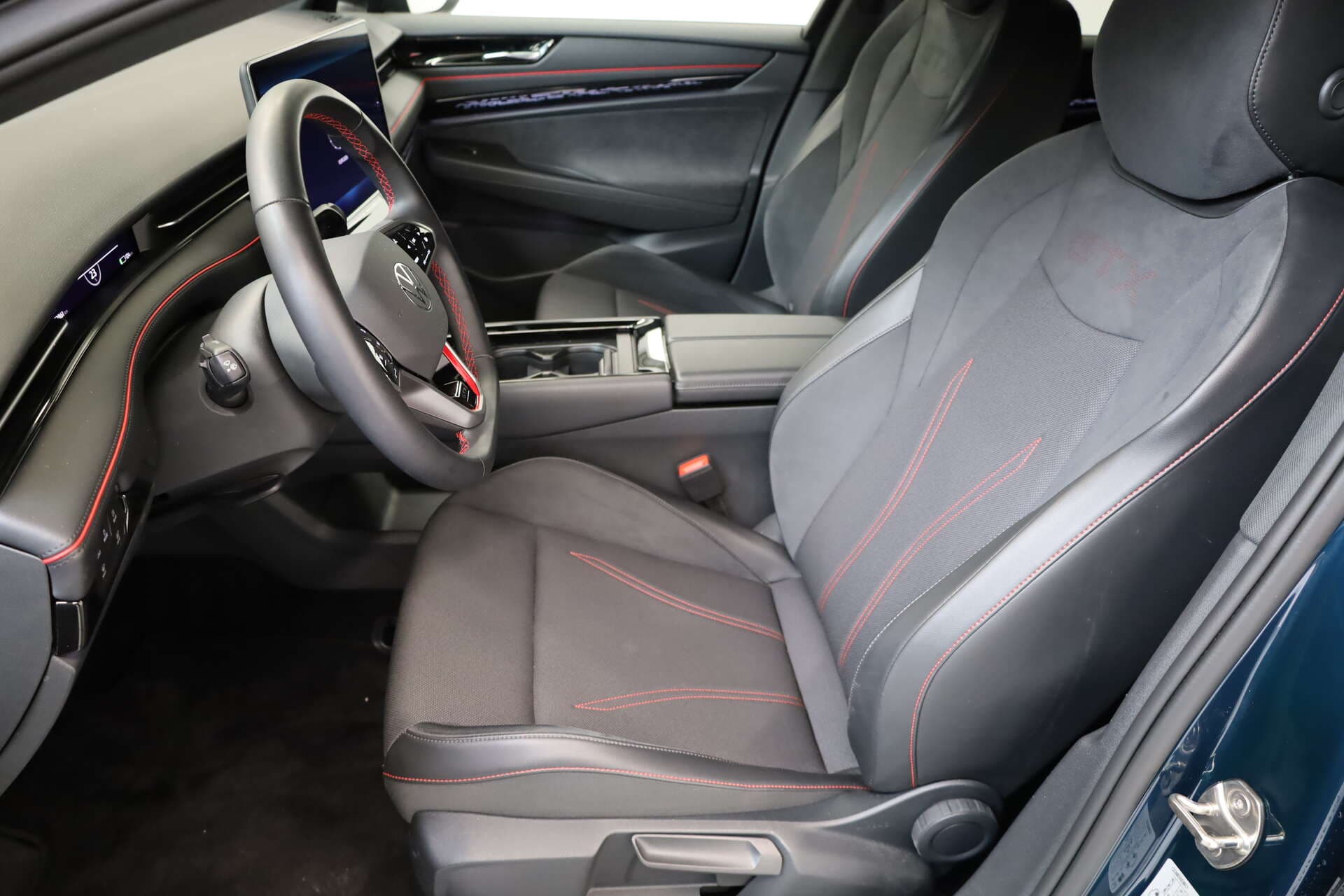 VOLKSWAGEN ID.7 Tourer, photo 6 sur 17