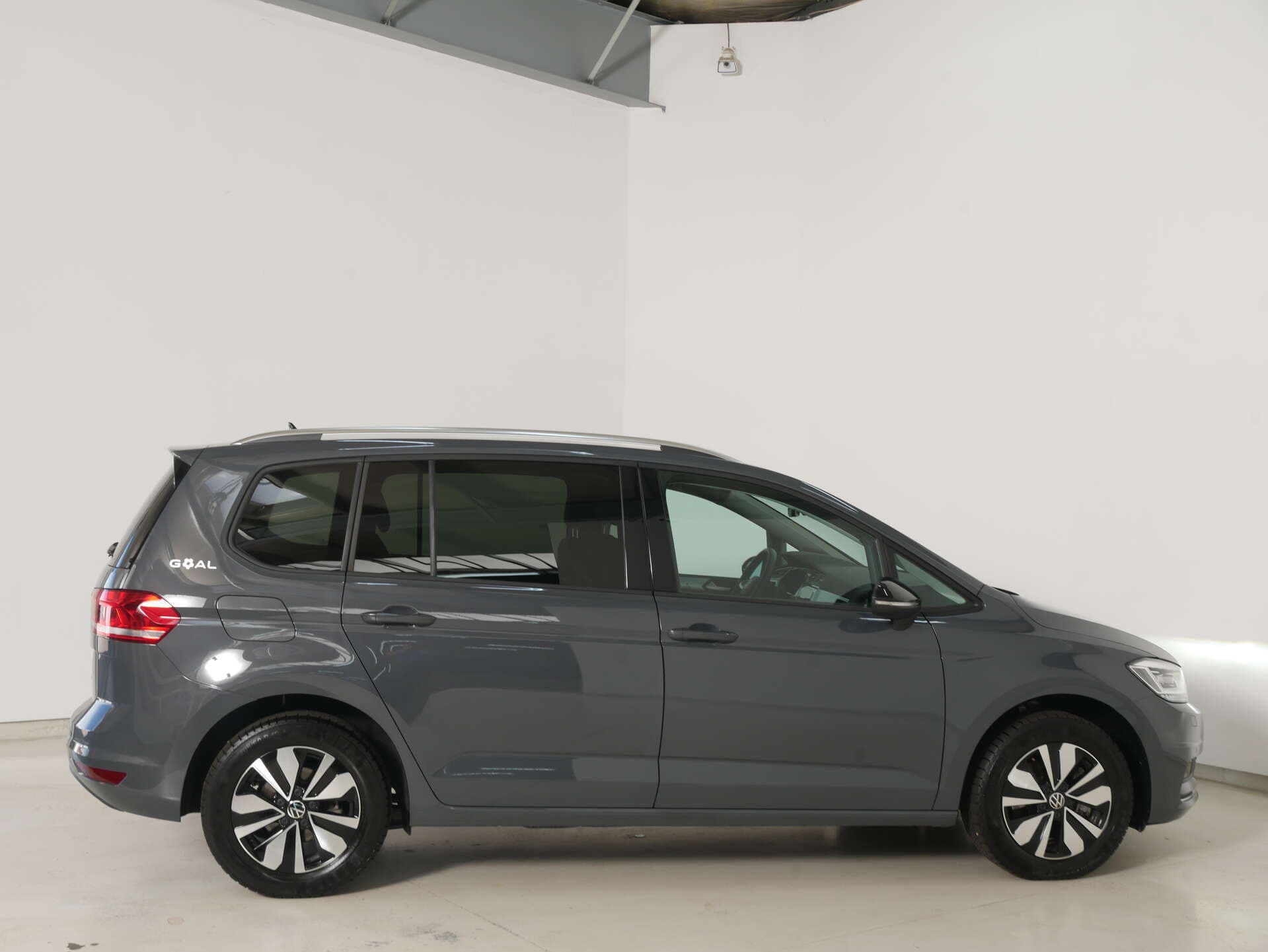 VOLKSWAGEN Touran, photo 7 sur 17