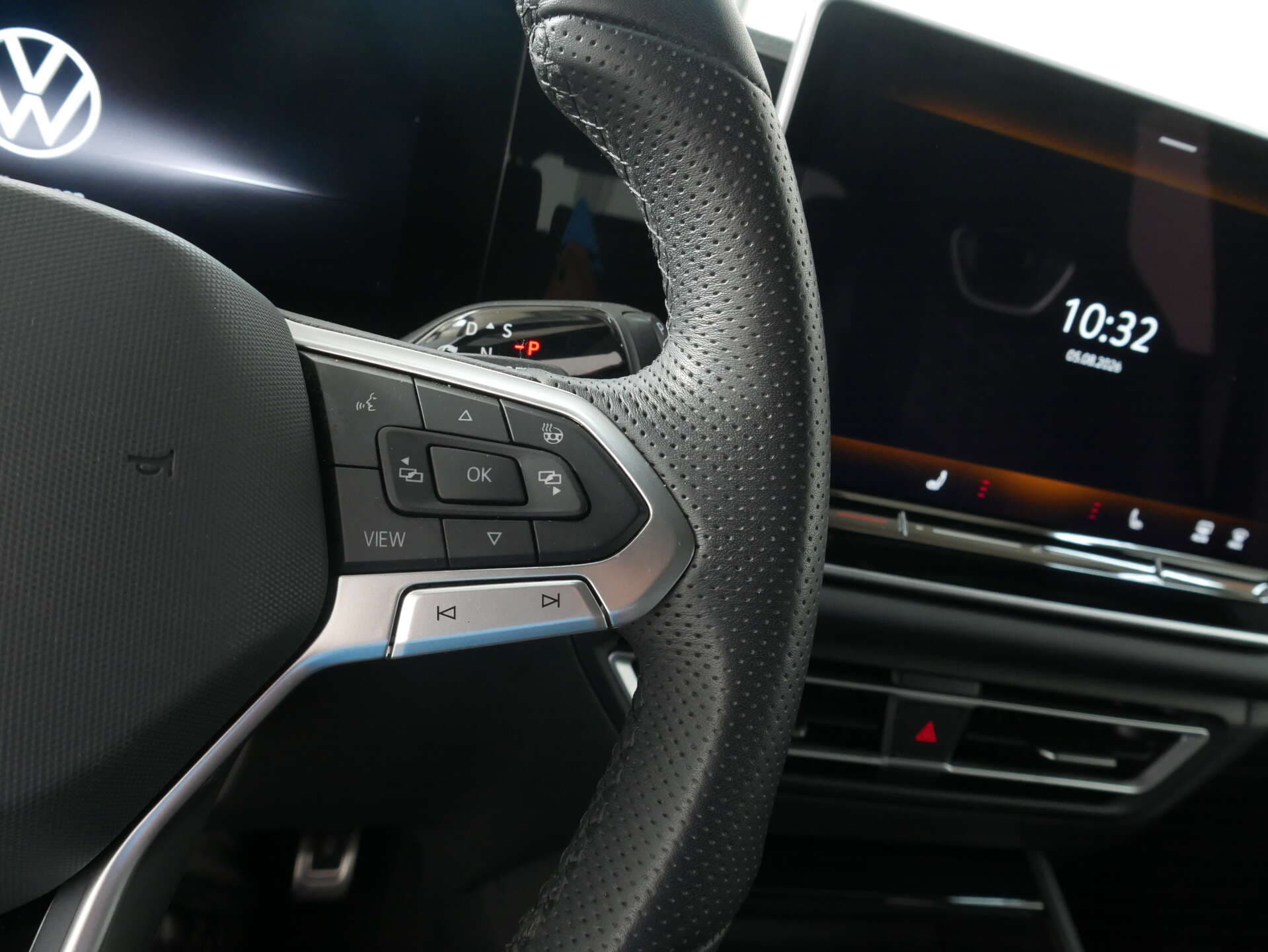 VOLKSWAGEN Tiguan, photo 10 sur 17
