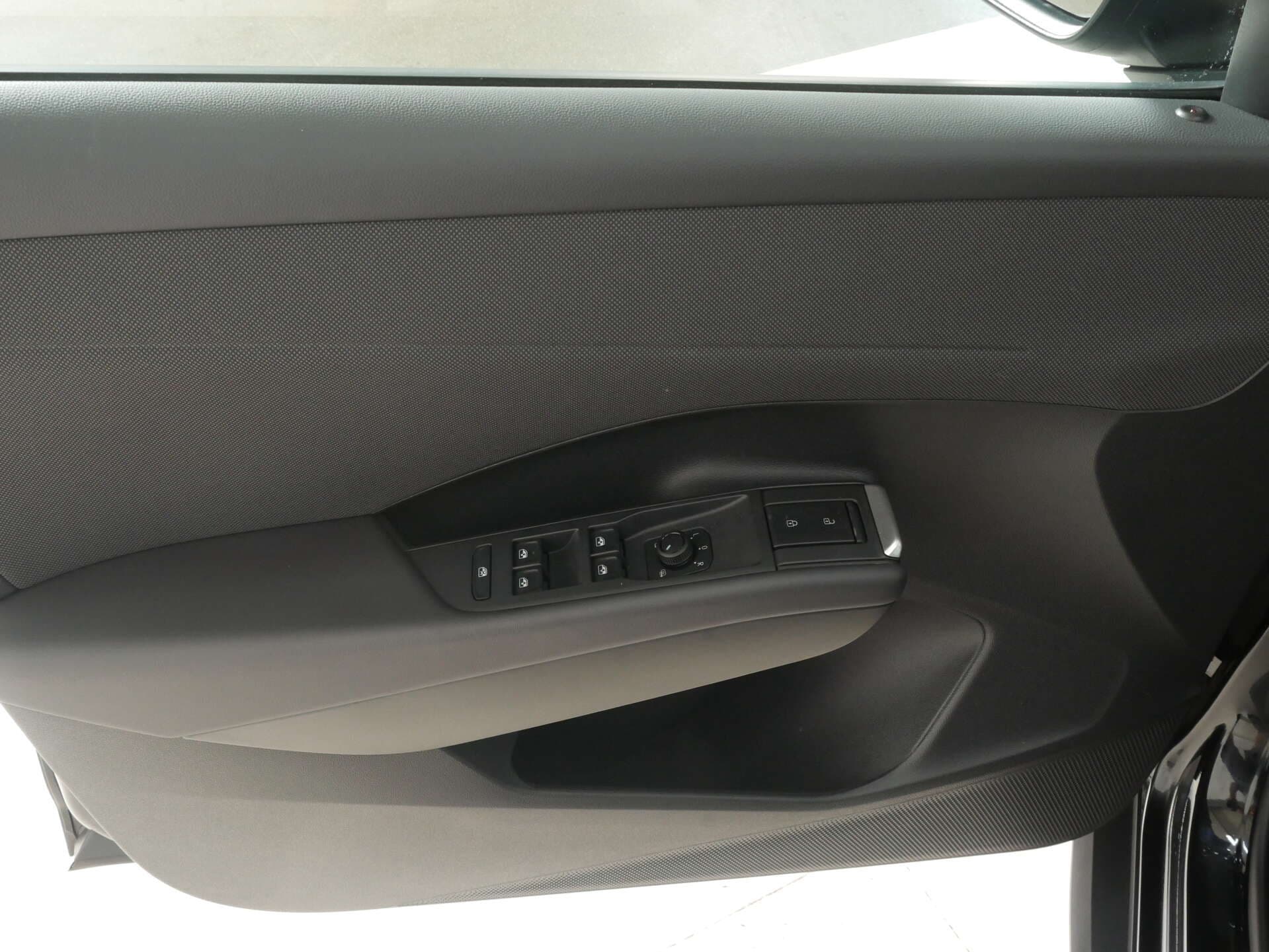 VOLKSWAGEN T-Roc, photo 14 sur 17