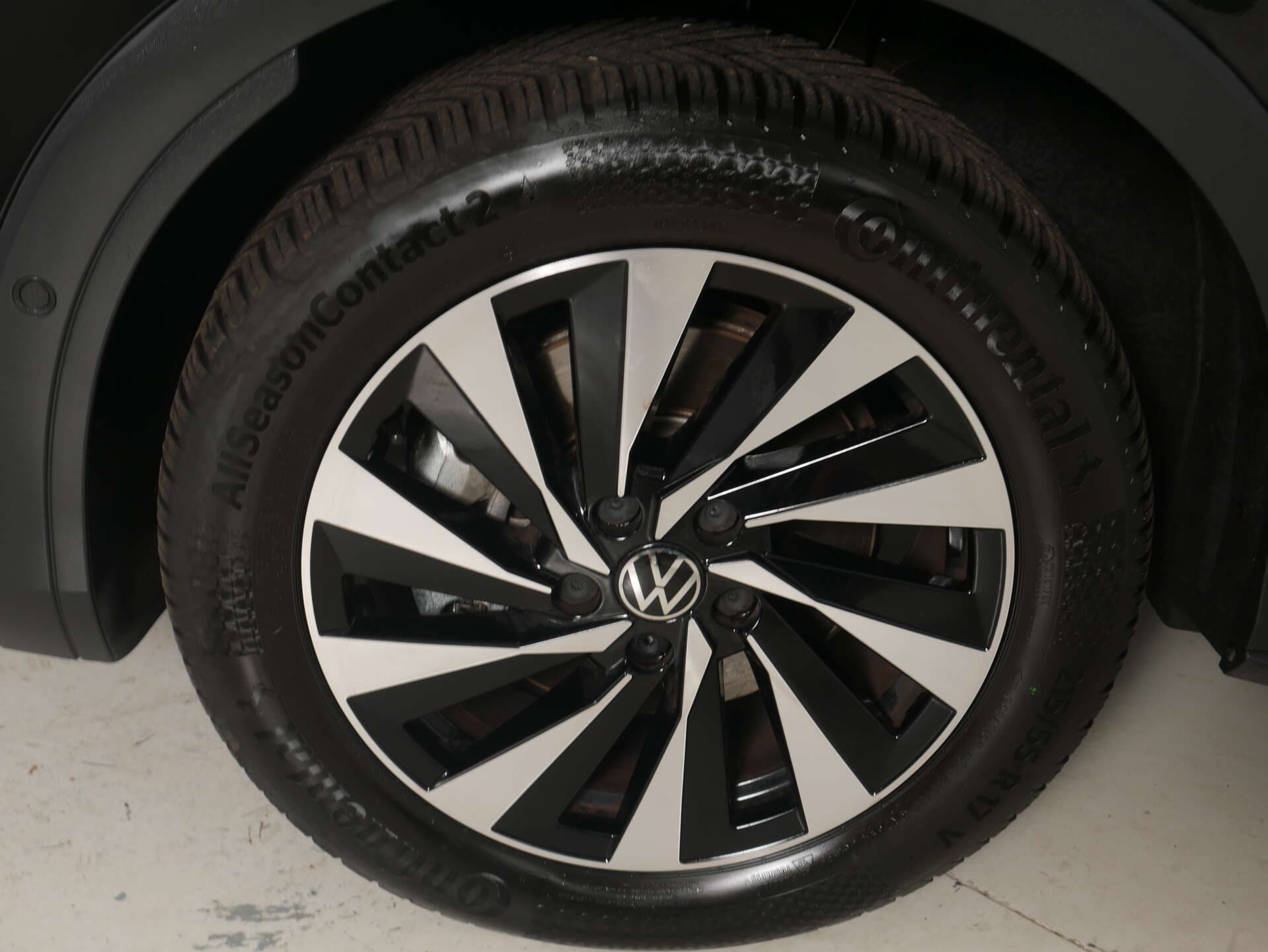 VOLKSWAGEN T-Roc, photo 3 sur 17