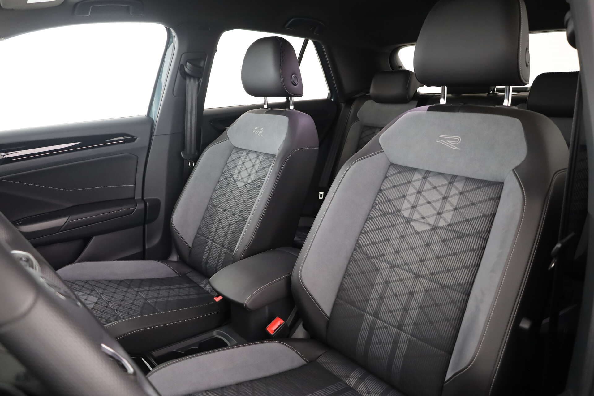VOLKSWAGEN T-Roc, photo 10 sur 17