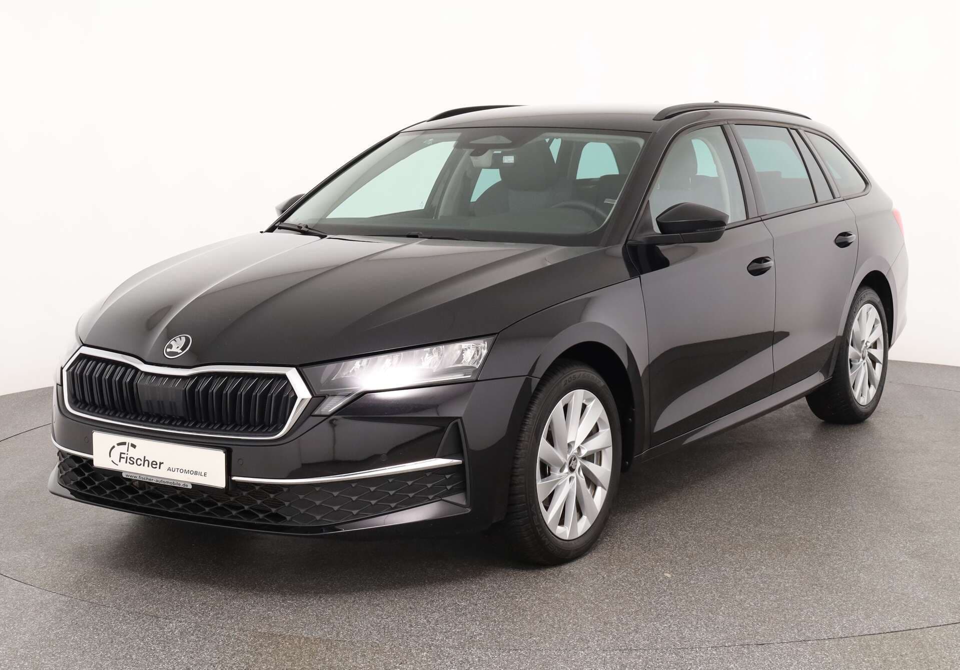SKODA Octavia Combi, photo 1 sur 17