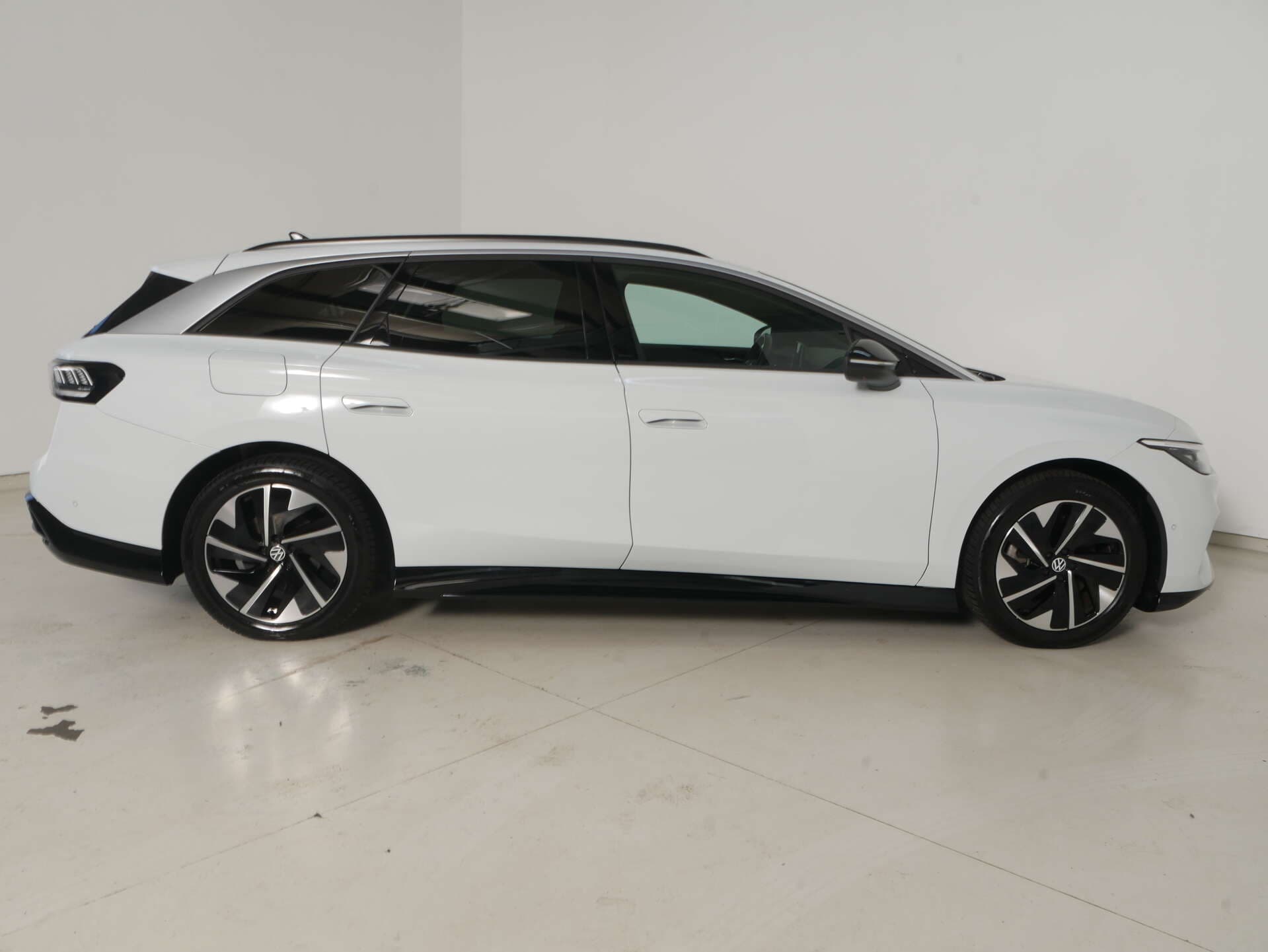 VOLKSWAGEN ID.7 Tourer, photo 4 sur 17