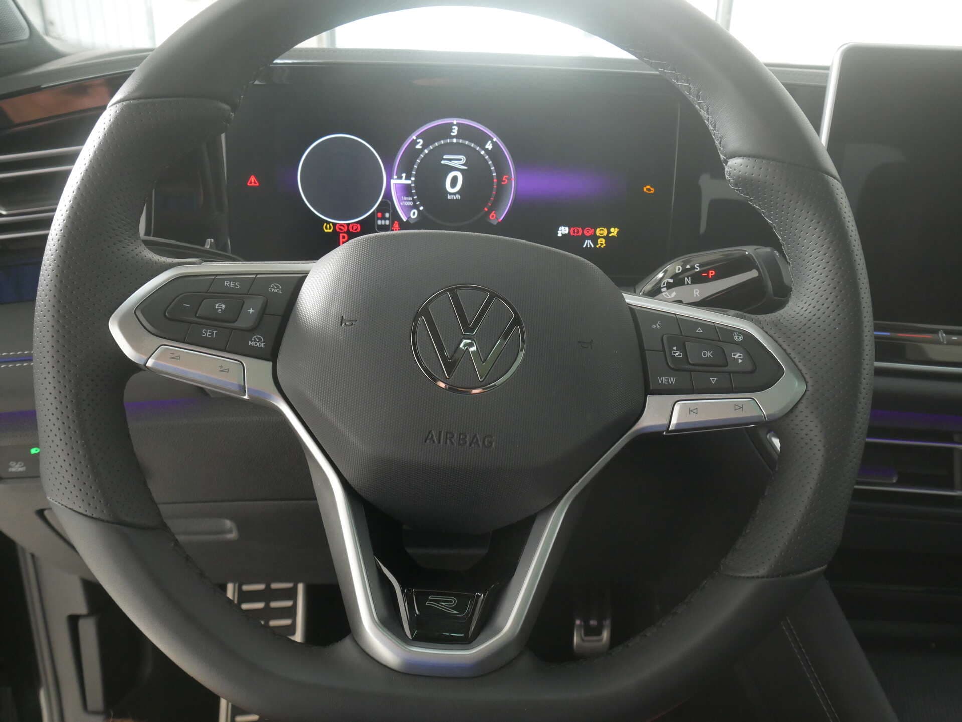 VOLKSWAGEN Tiguan, photo 8 sur 17